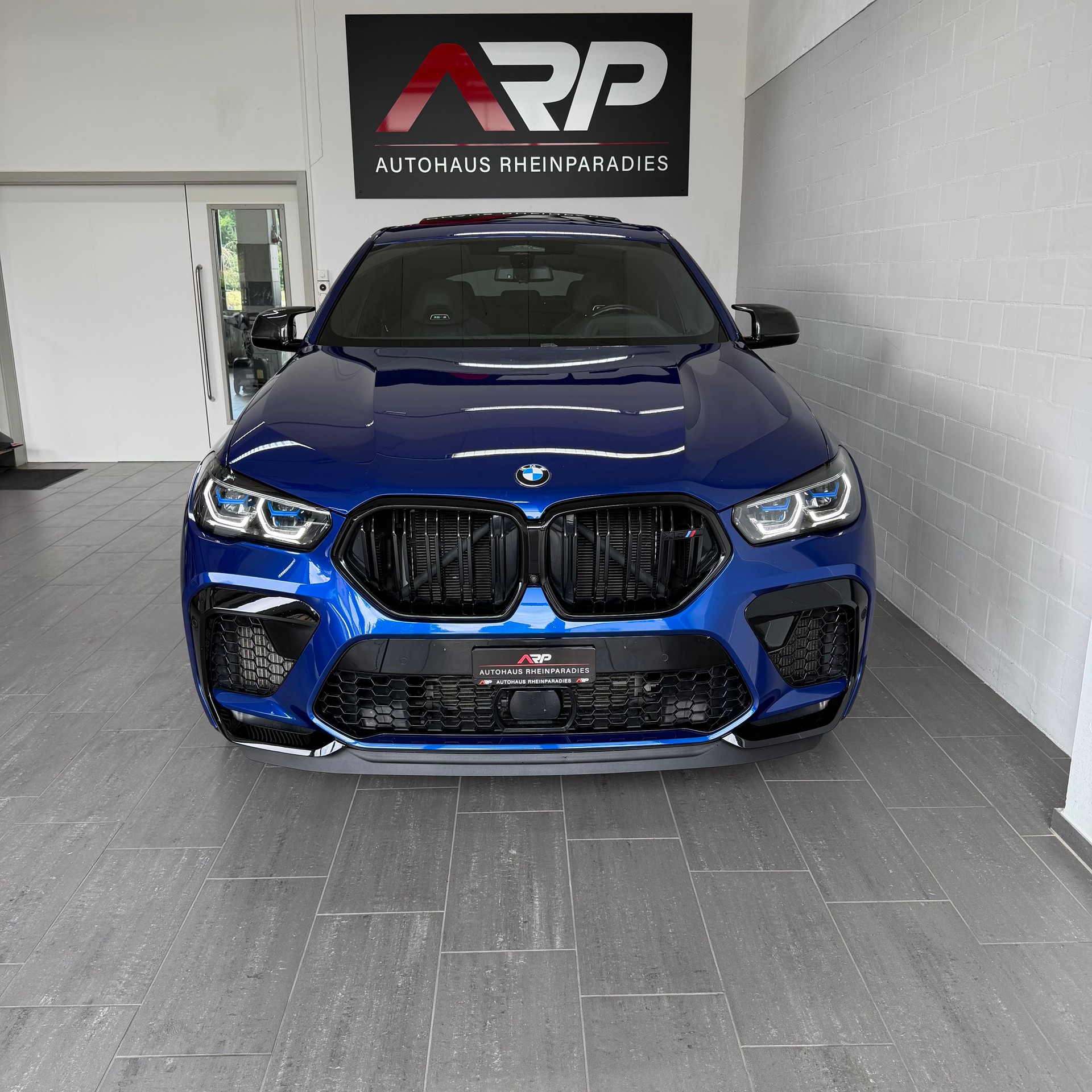 BMW BMW X6M Steptronic M Competition *Softclose * Carbon * Headup * 360• * Gestik * Marina Bay Blue *-image-1