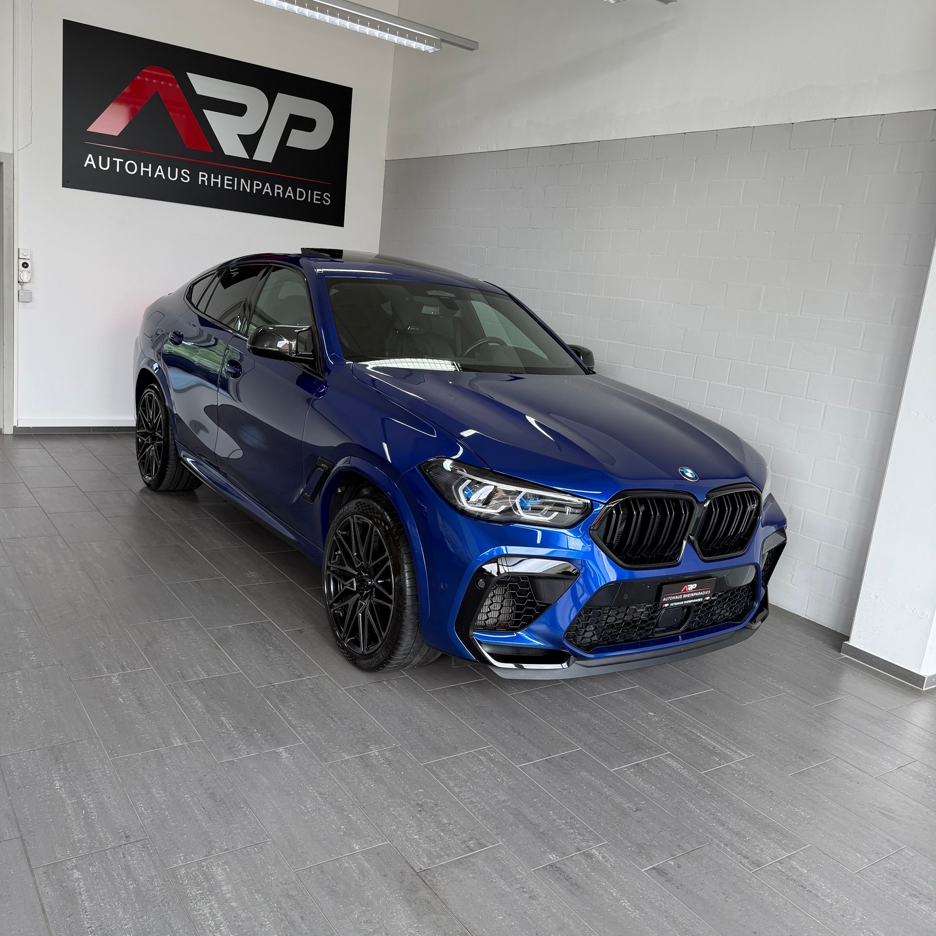 BMW BMW X6M Steptronic M Competition *Softclose * Carbon * Headup * 360• * Gestik * Marina Bay Blue *