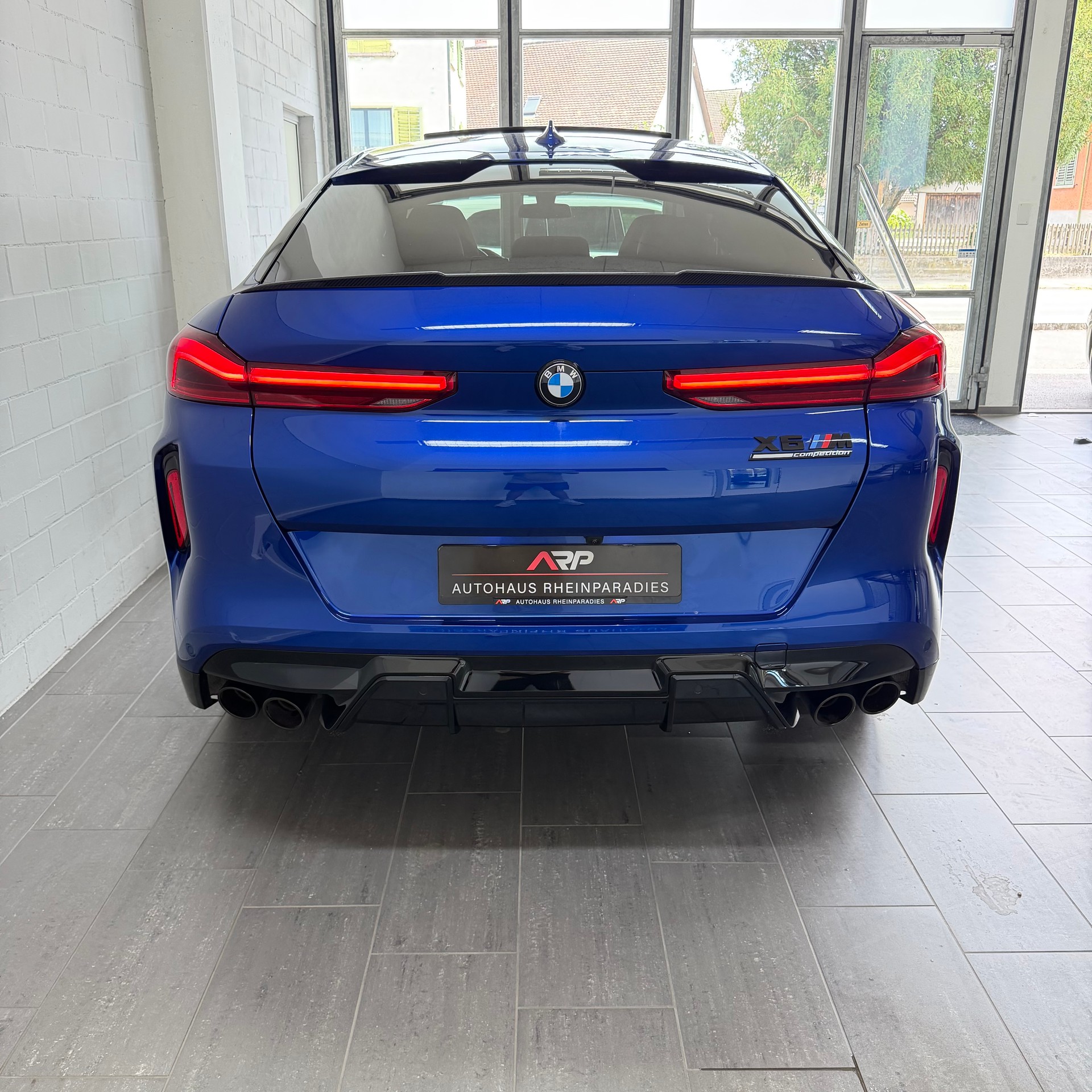 BMW BMW X6M Steptronic M Competition *Softclose * Carbon * Headup * 360• * Gestik * Marina Bay Blue *-image-4