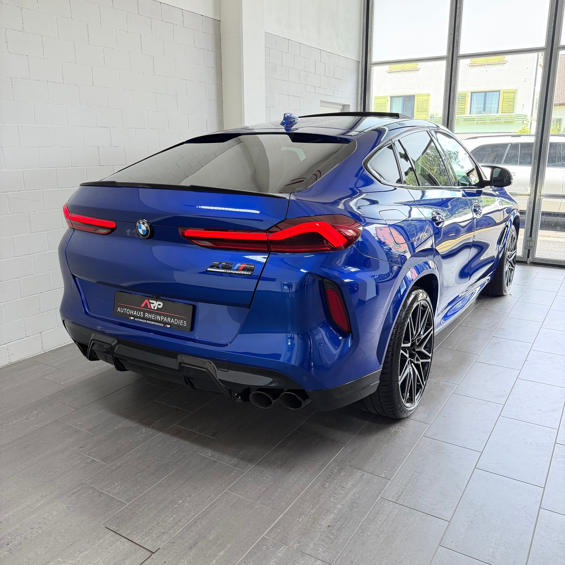 BMW BMW X6M Steptronic M Competition *Softclose * Carbon * Headup * 360• * Gestik * Marina Bay Blue *-image-3