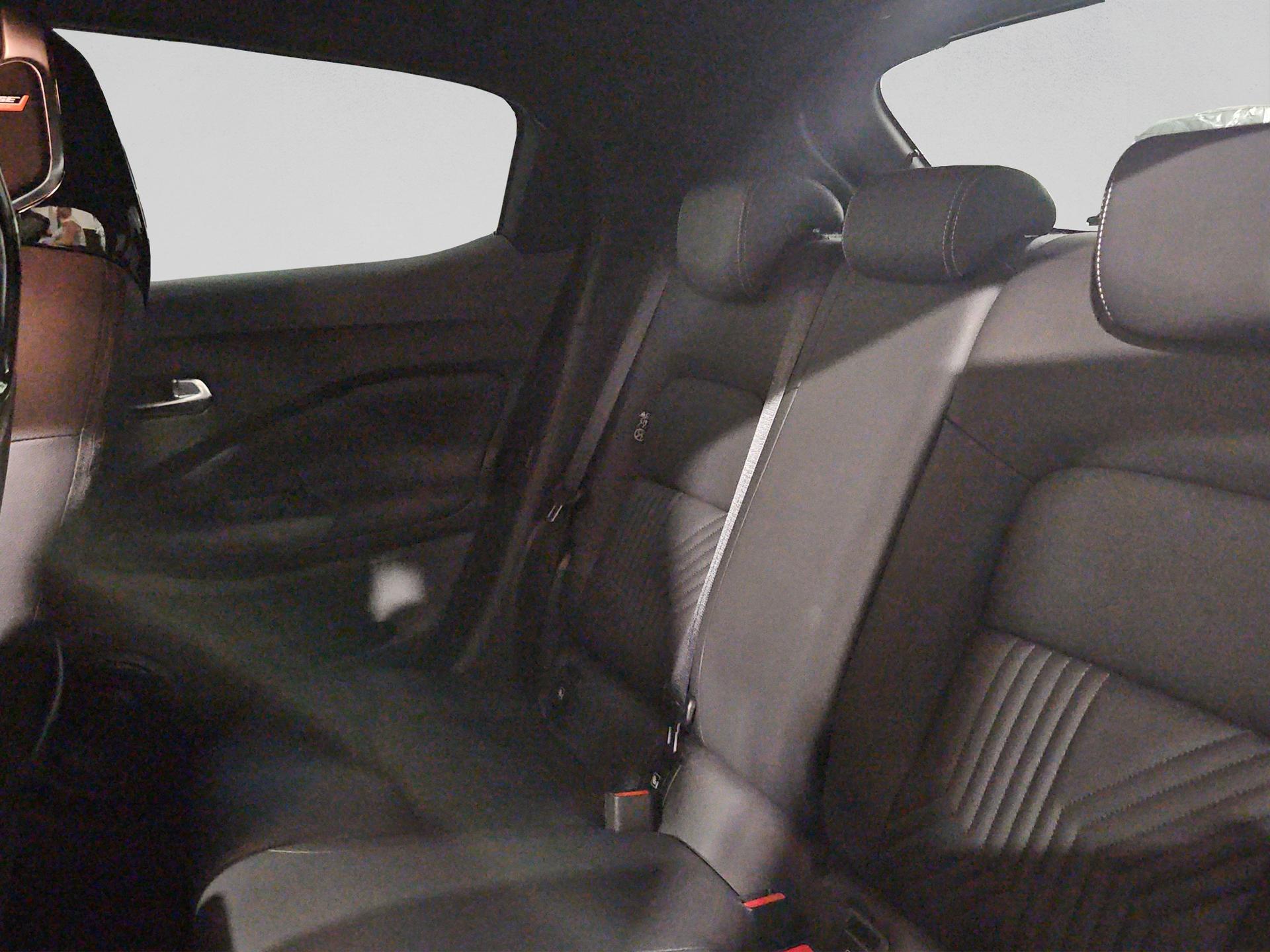 NISSAN Juke 1.6 FHEV Tekna-image-14