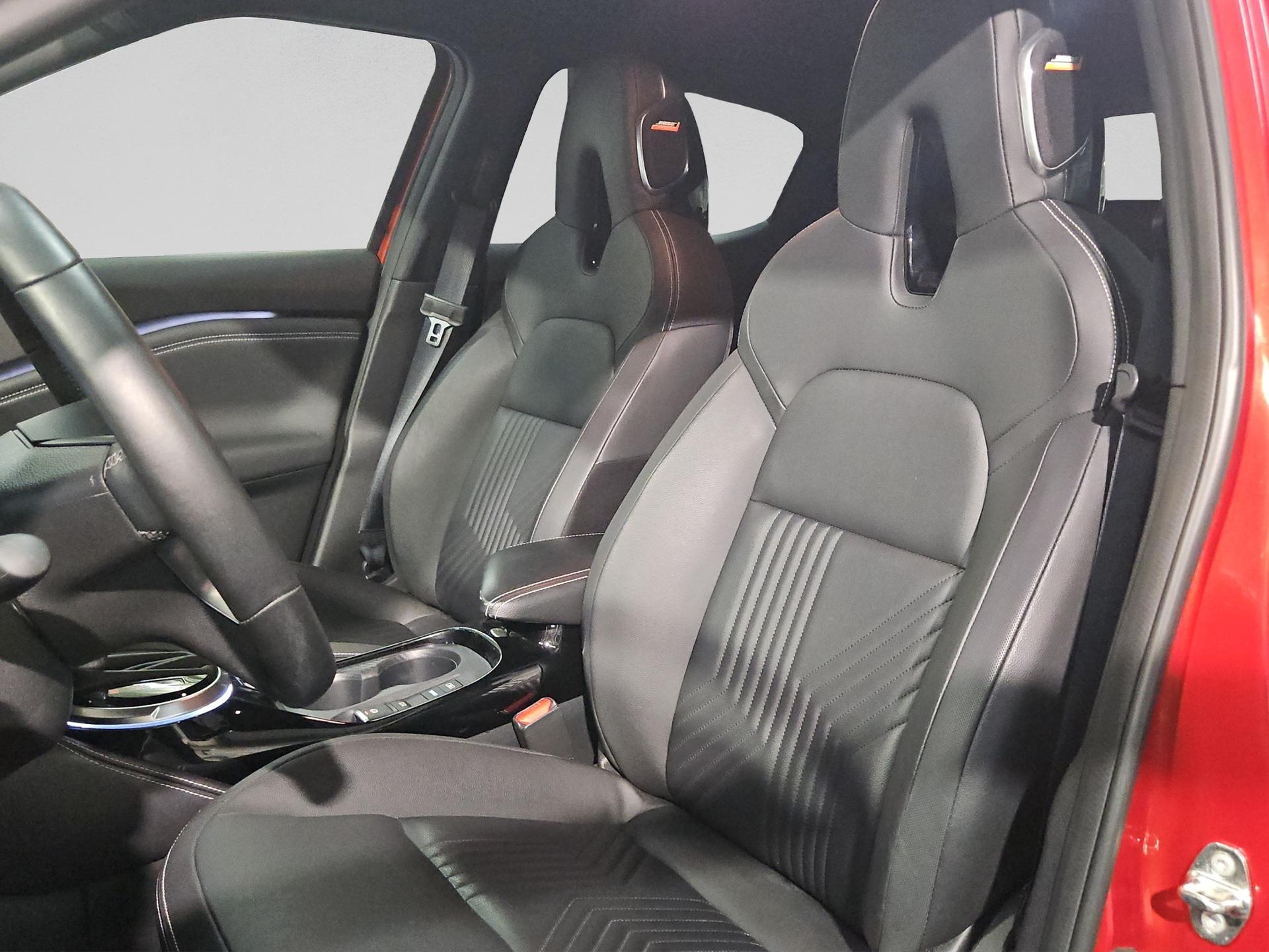 NISSAN Juke 1.6 FHEV Tekna-image-8