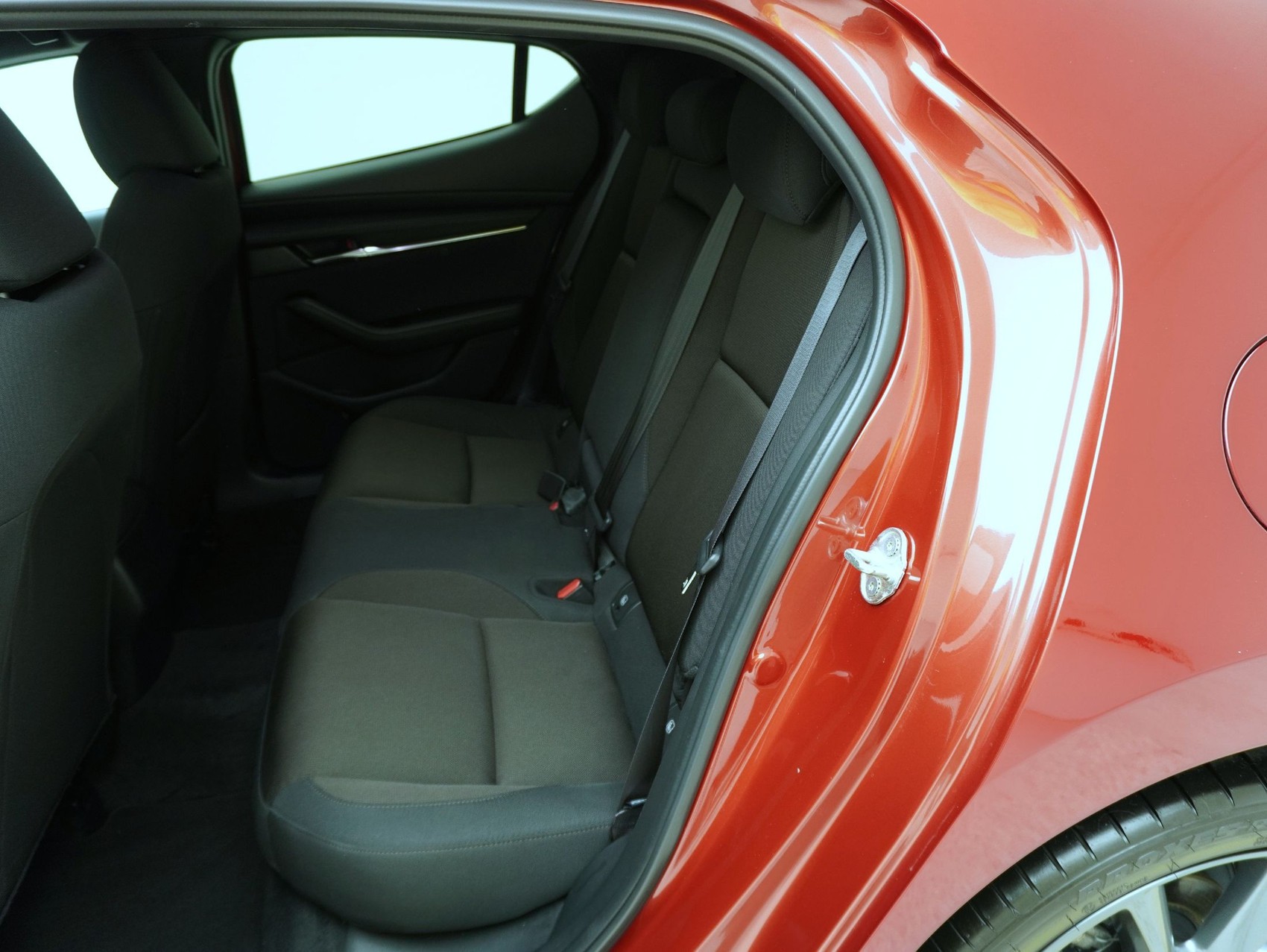 MAZDA 3 Hatchback 2.0 Ambition-image-10