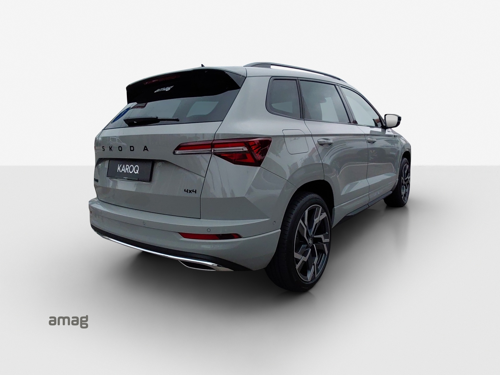 SKODA Karoq 2.0 TSI SportLine 4x4 DSG-image-4