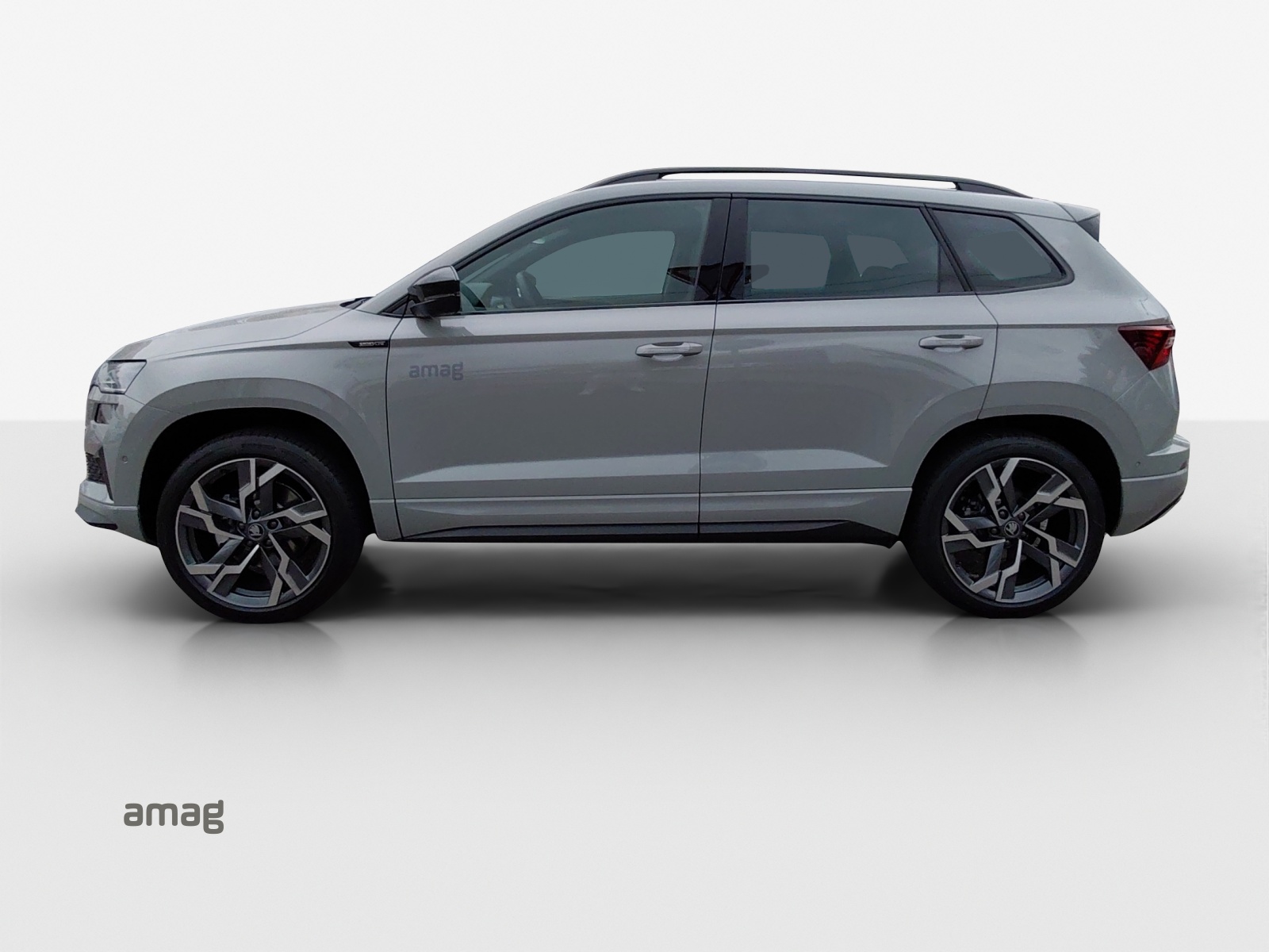 SKODA Karoq 2.0 TSI SportLine 4x4 DSG-image-1
