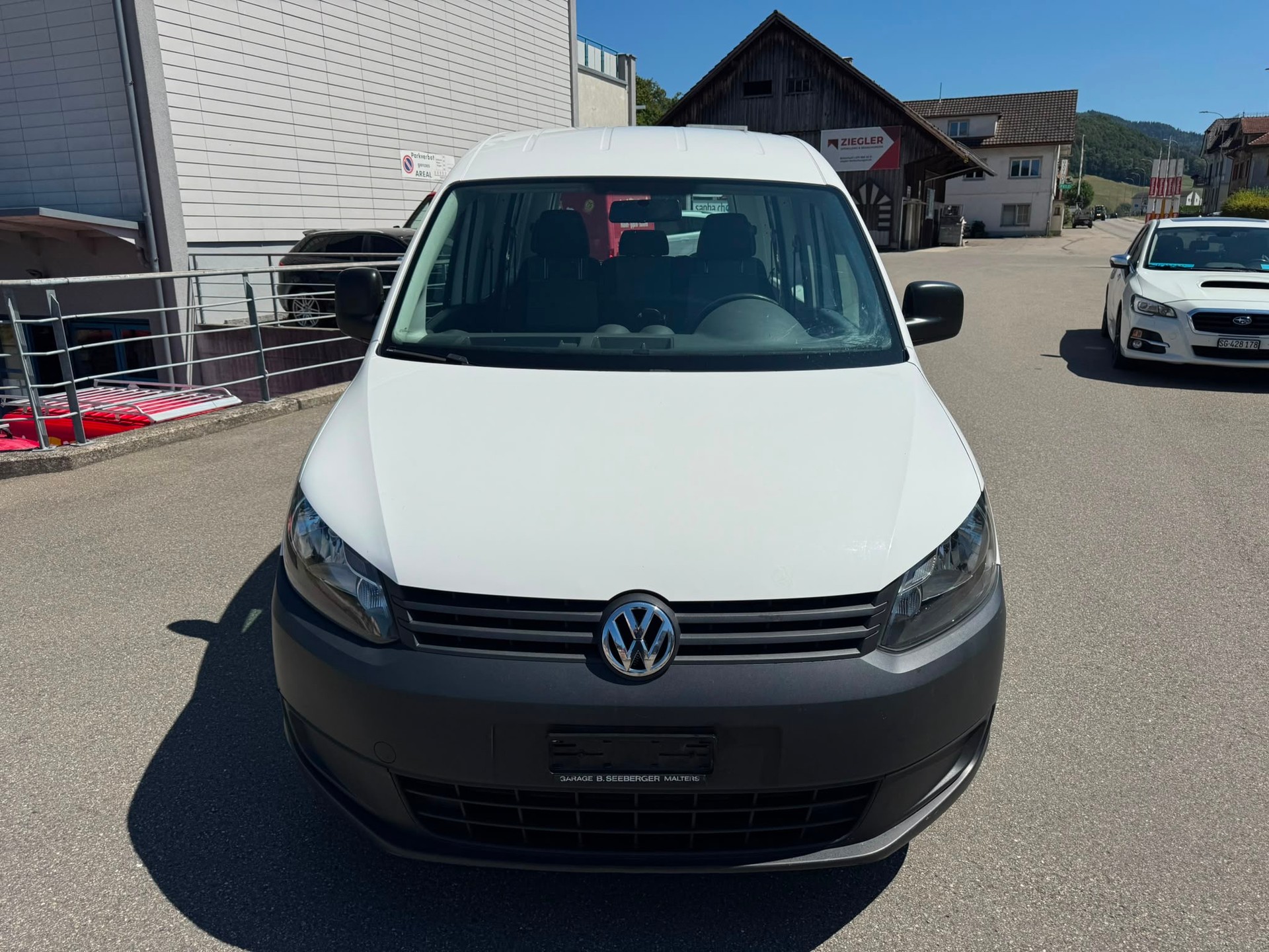 VW Caddy 1.6 TDI-image-4