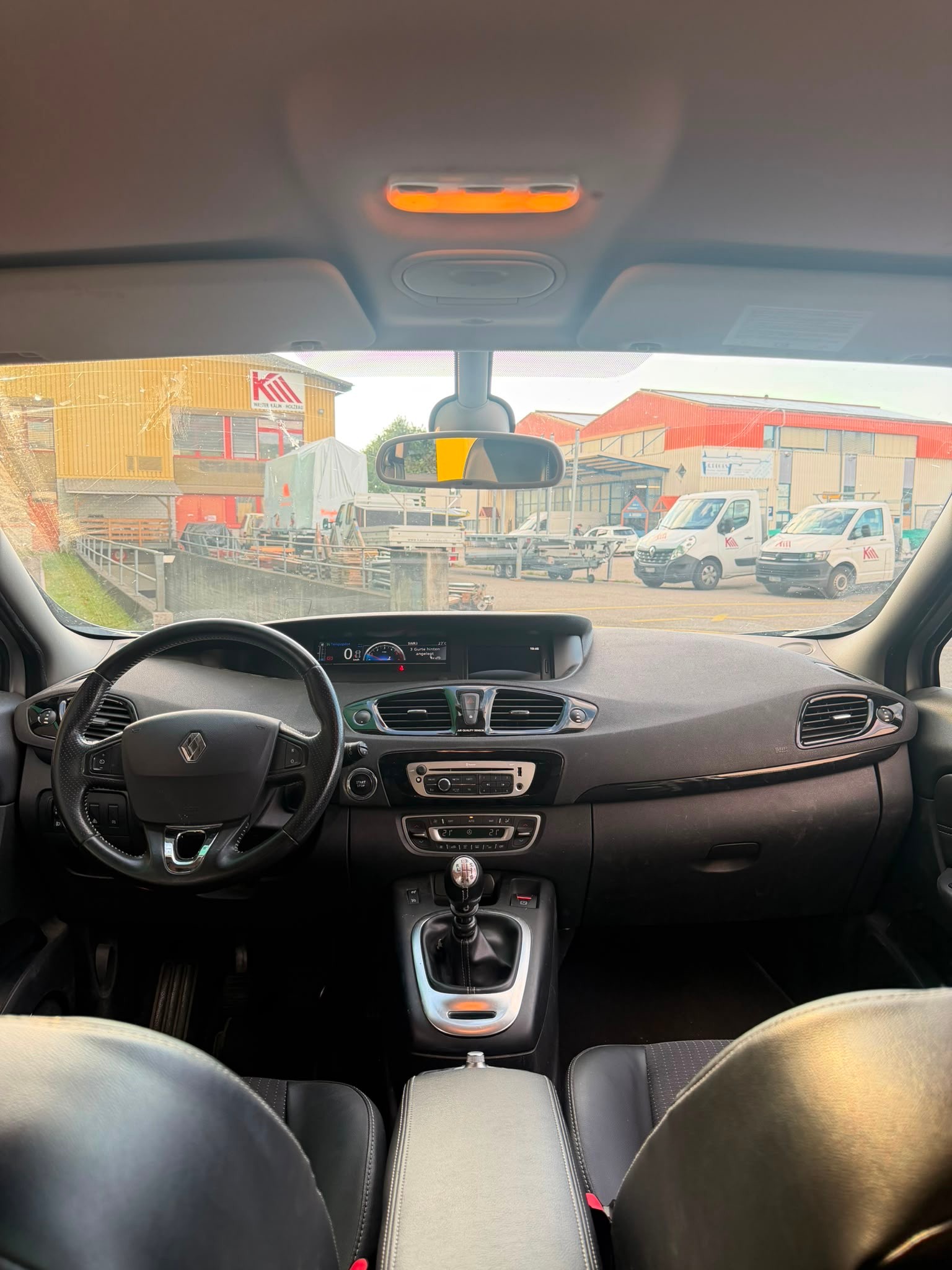 RENAULT Grand Scénic 1.6 dCi Bose-image-15