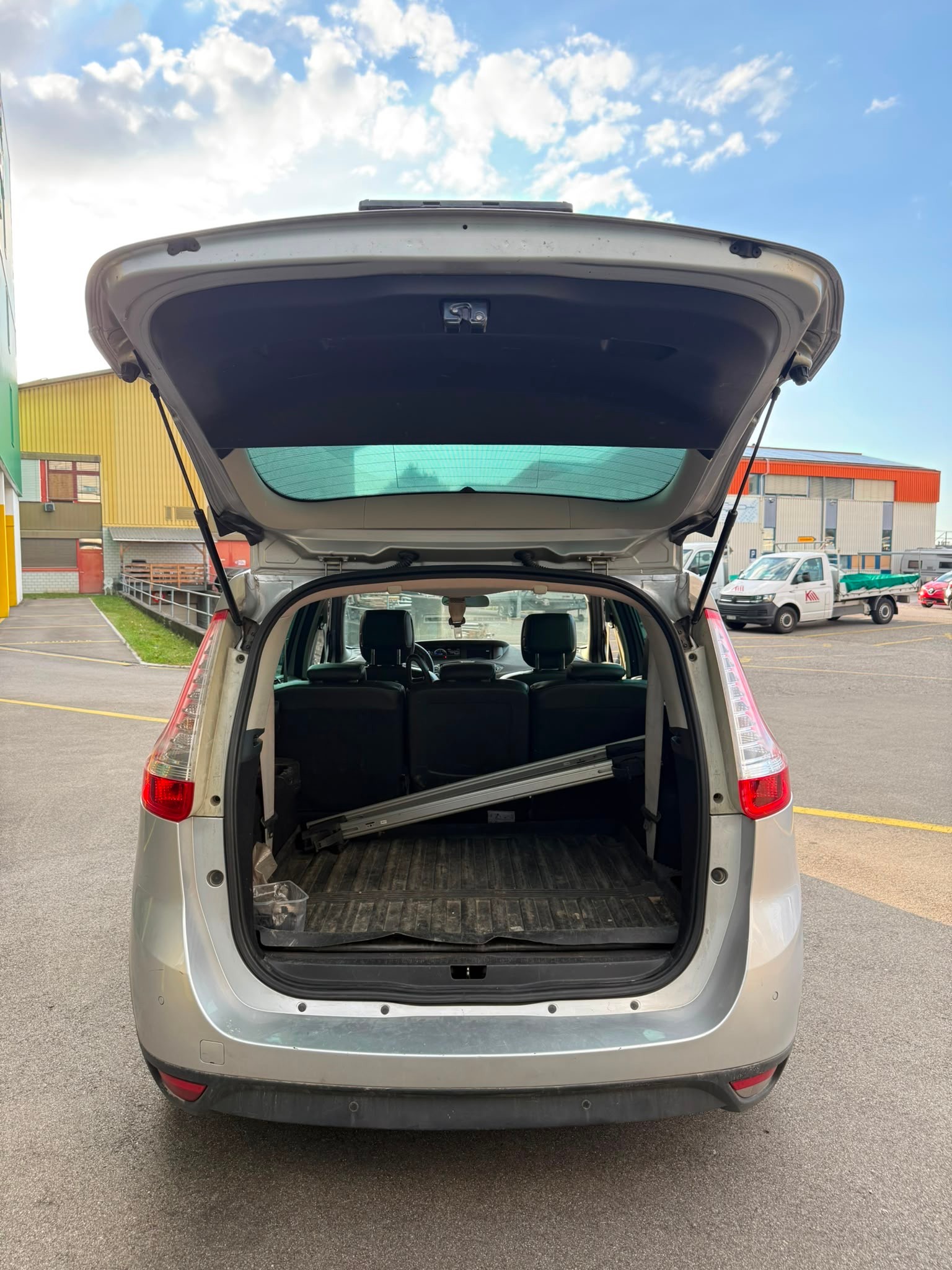 RENAULT Grand Scénic 1.6 dCi Bose-image-12