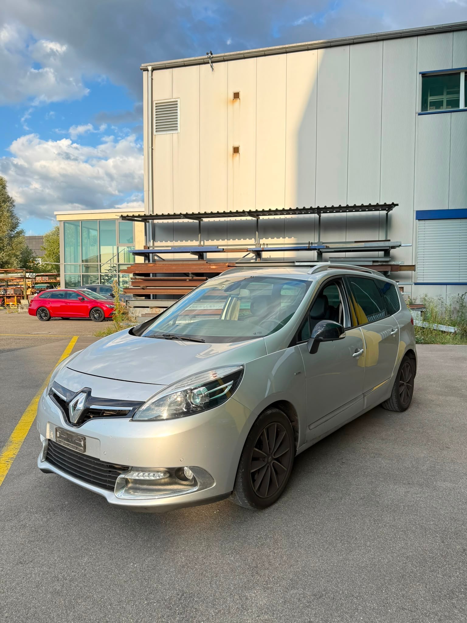 RENAULT Grand Scénic 1.6 dCi Bose-image-2