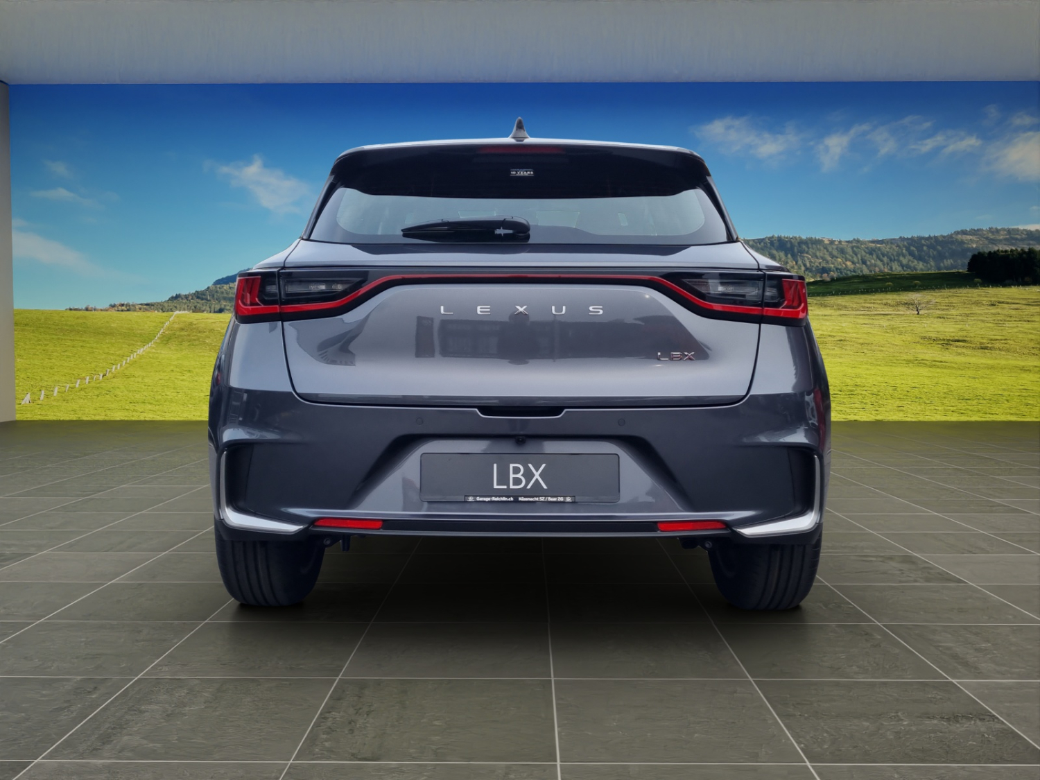 LEXUS LBX 1.5 Hybrid Relax AWD-image-3