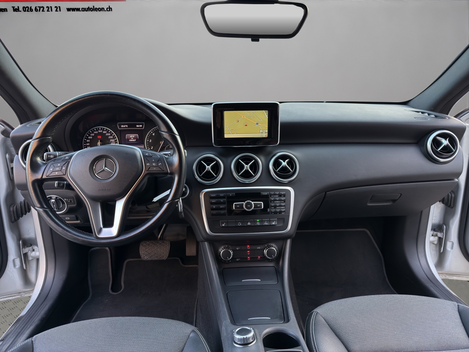 MERCEDES-BENZ A 180 Style 7G-DCT-image-13