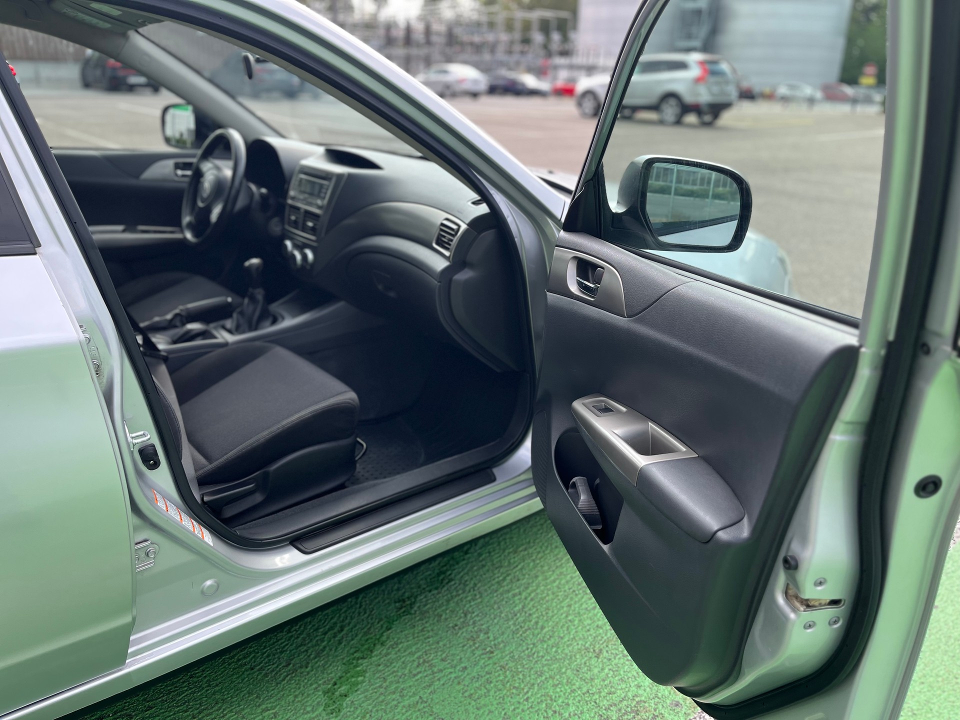 SUBARU Ab frisch MFK 5/8/2026 und frisch Servic 2,0i R-image-8