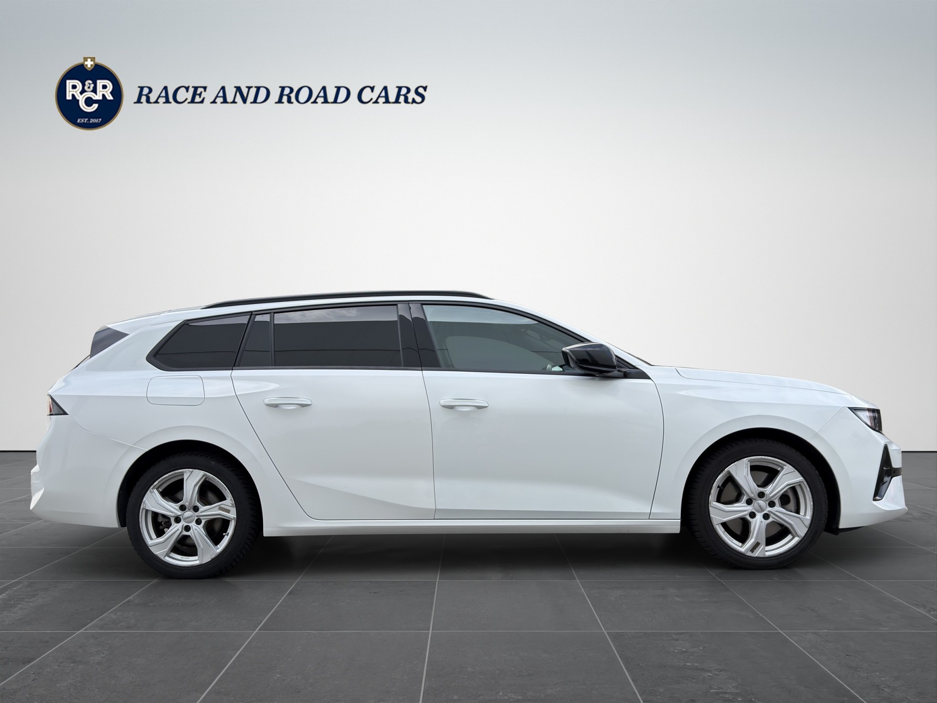 OPEL Astra Sports Tourer 1.6 T PHEV 180 GS-image-3