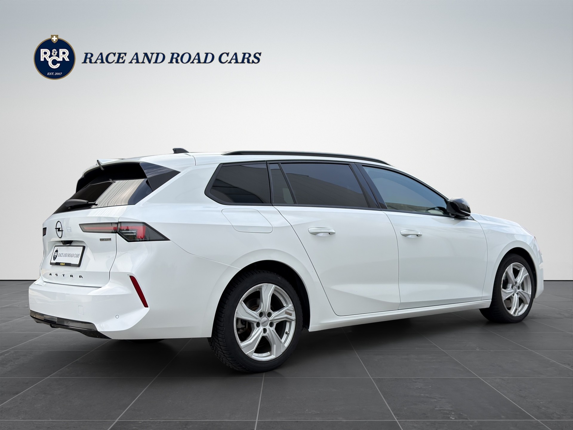 OPEL Astra Sports Tourer 1.6 T PHEV 180 GS-image-4
