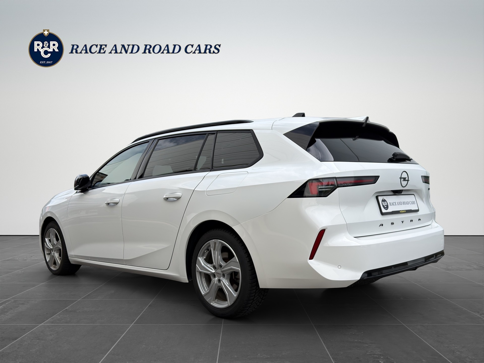 OPEL Astra Sports Tourer 1.6 T PHEV 180 GS-image-6