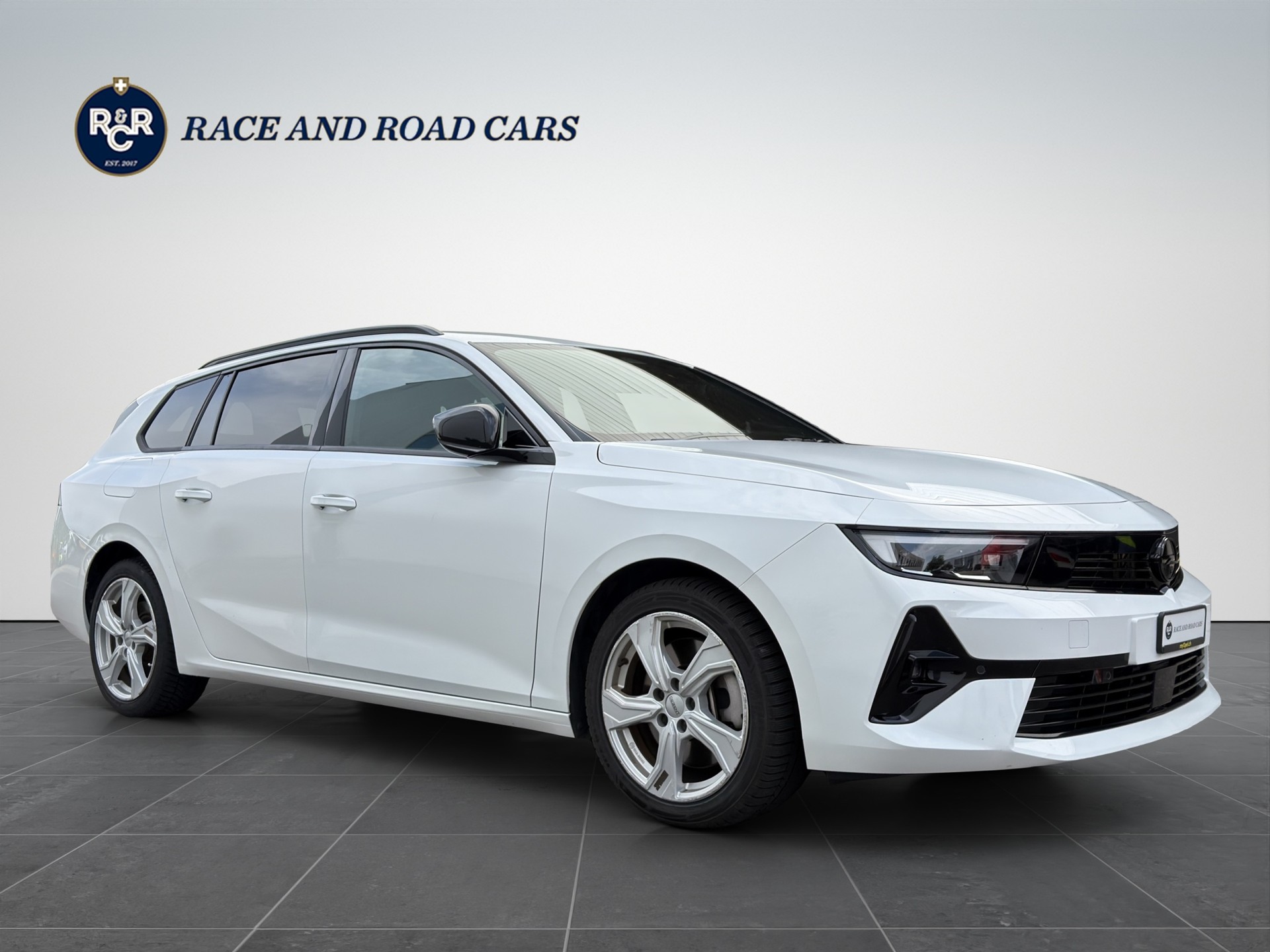 OPEL Astra Sports Tourer 1.6 T PHEV 180 GS-image-2