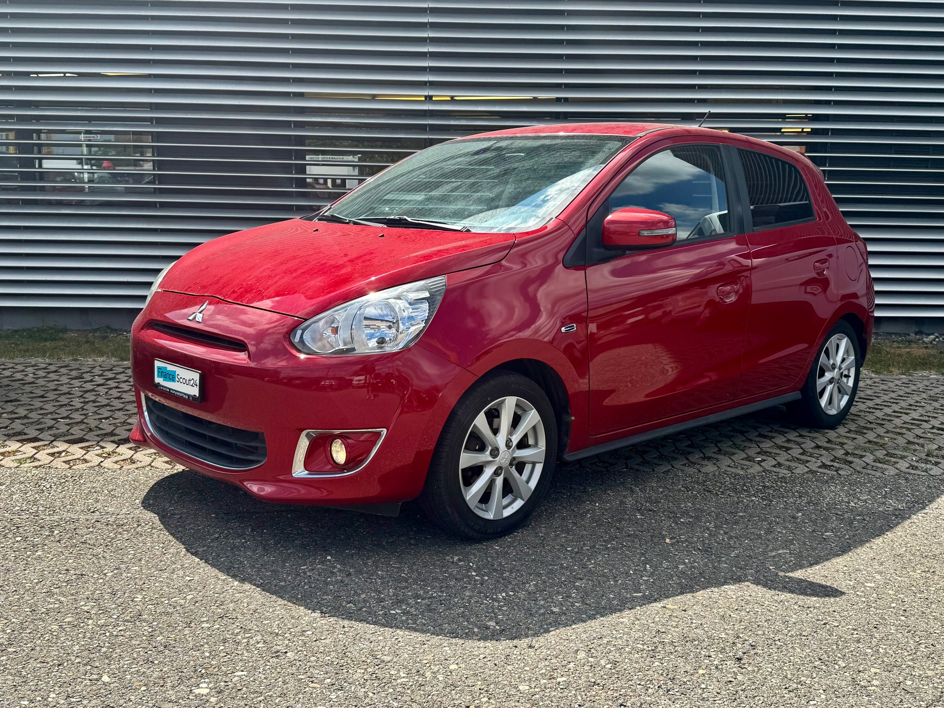 MITSUBISHI Space Star 1.2 Celebration 300K-image-12