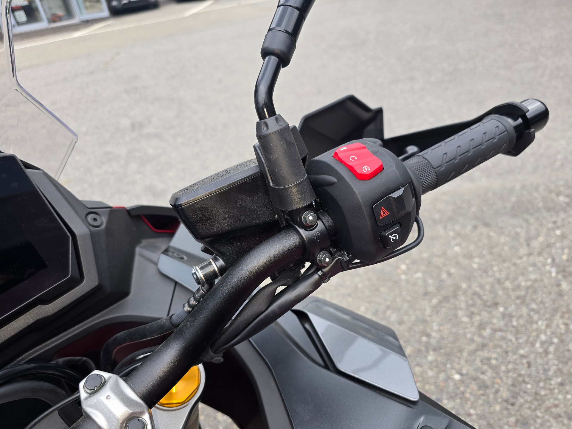 SUZUKI GSX-S 1000 GX Travel-image-9