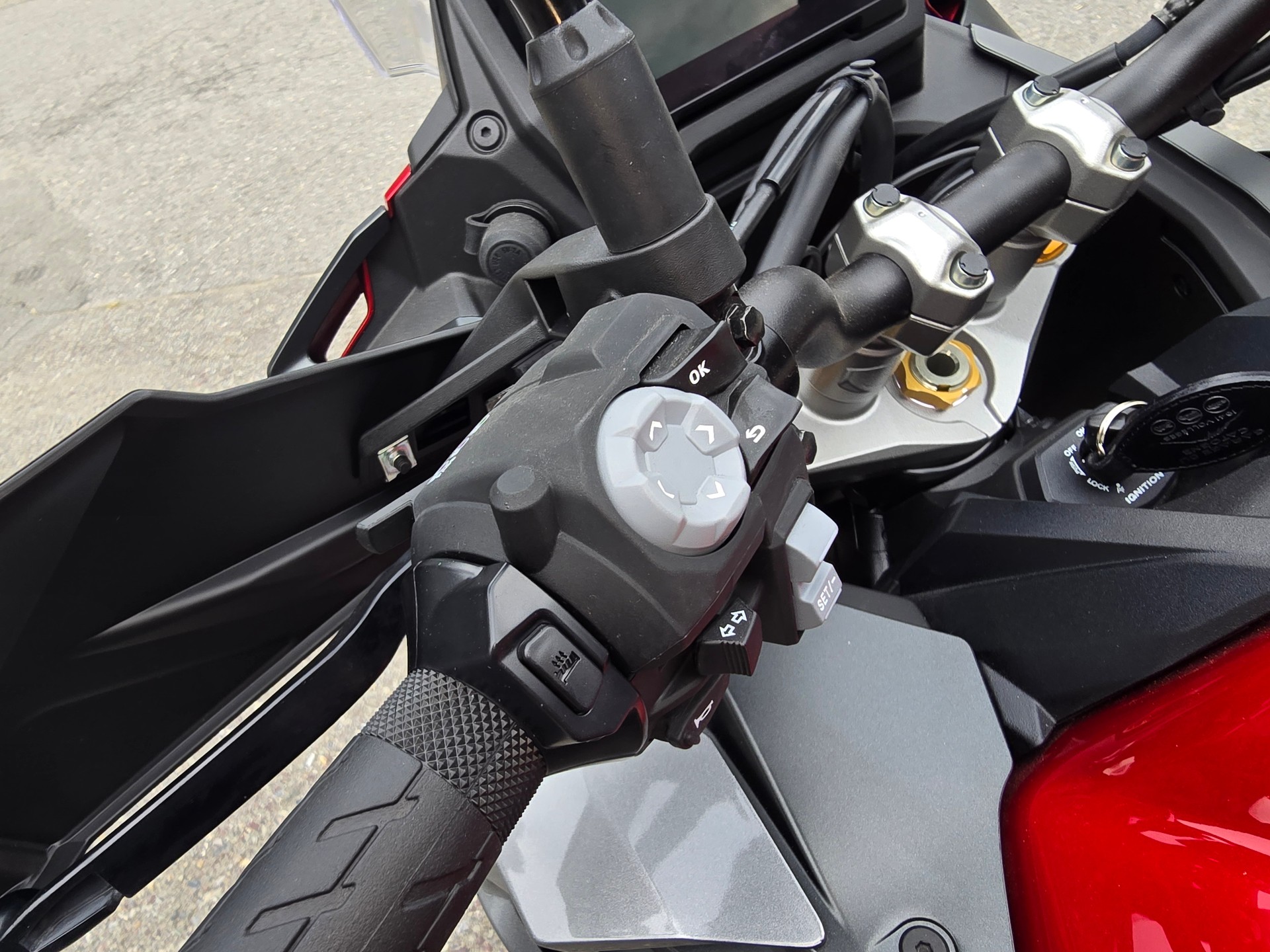 SUZUKI GSX-S 1000 GX Travel-image-8