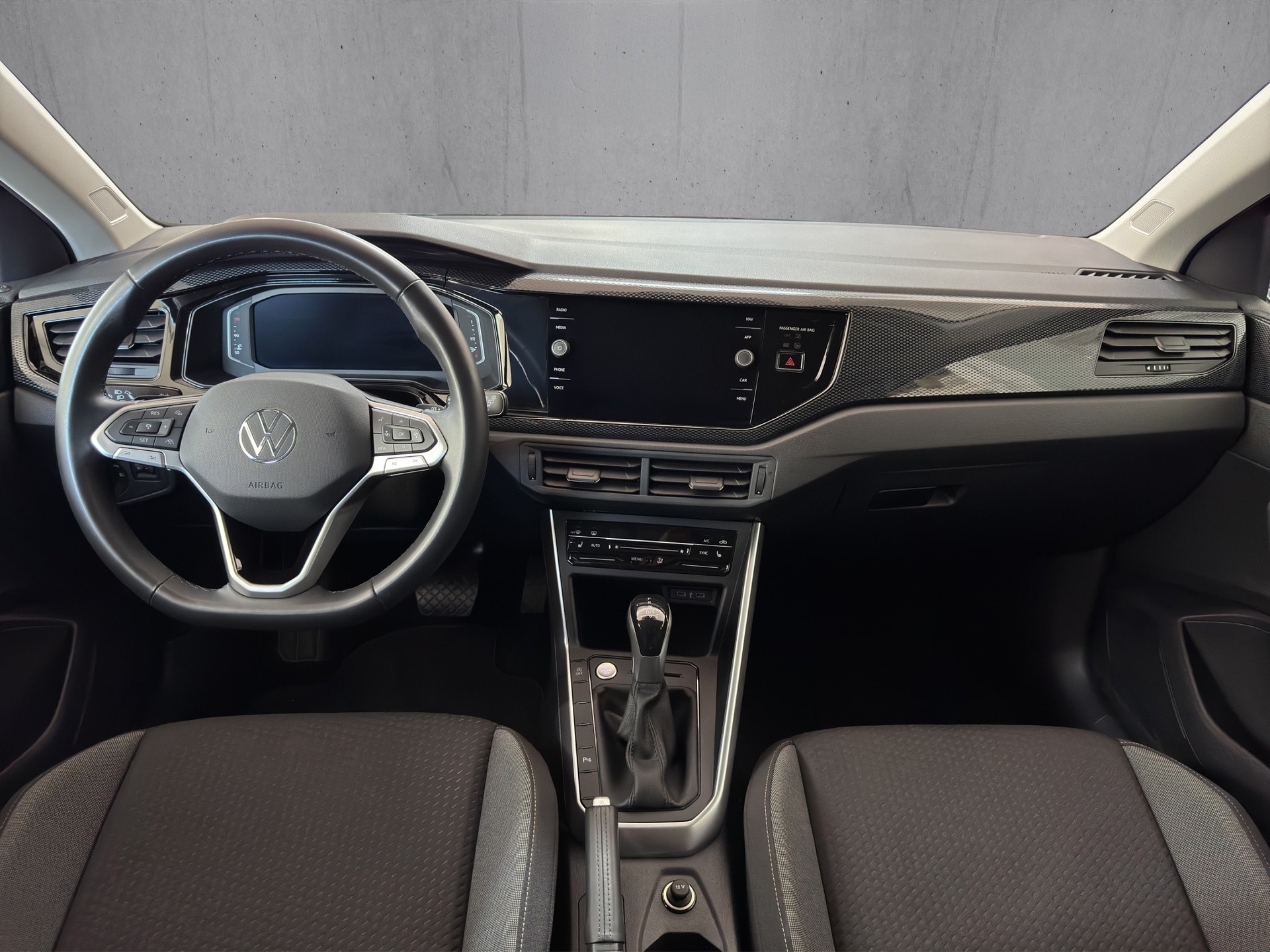 VW Taigo 1.0 TSI Life Business DSG "Navi-RF.-Kamera-Keyless"-image-10