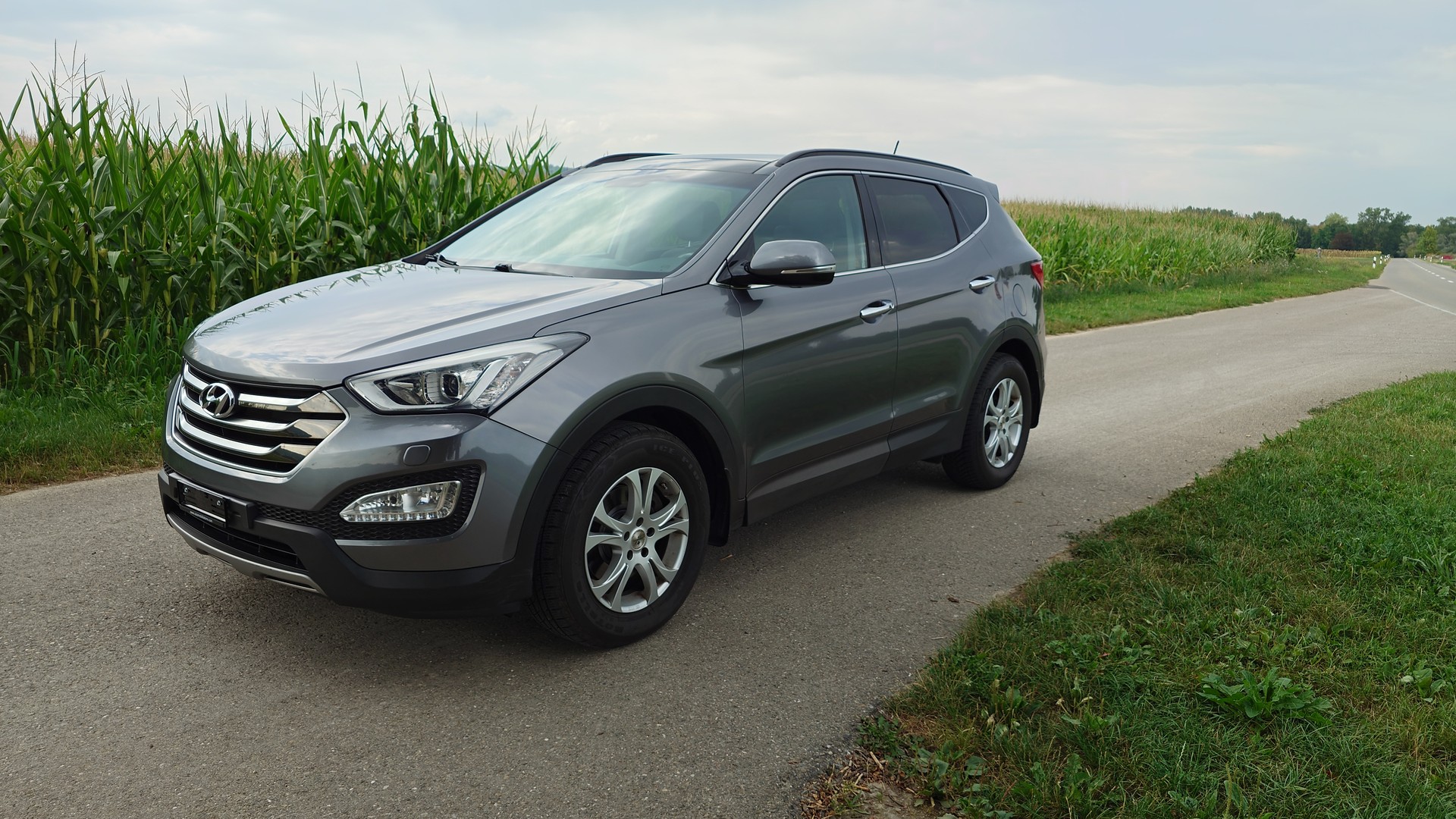 HYUNDAI Santa Fe 2.2 CRDI Vertex 4WD Automatic-image-0