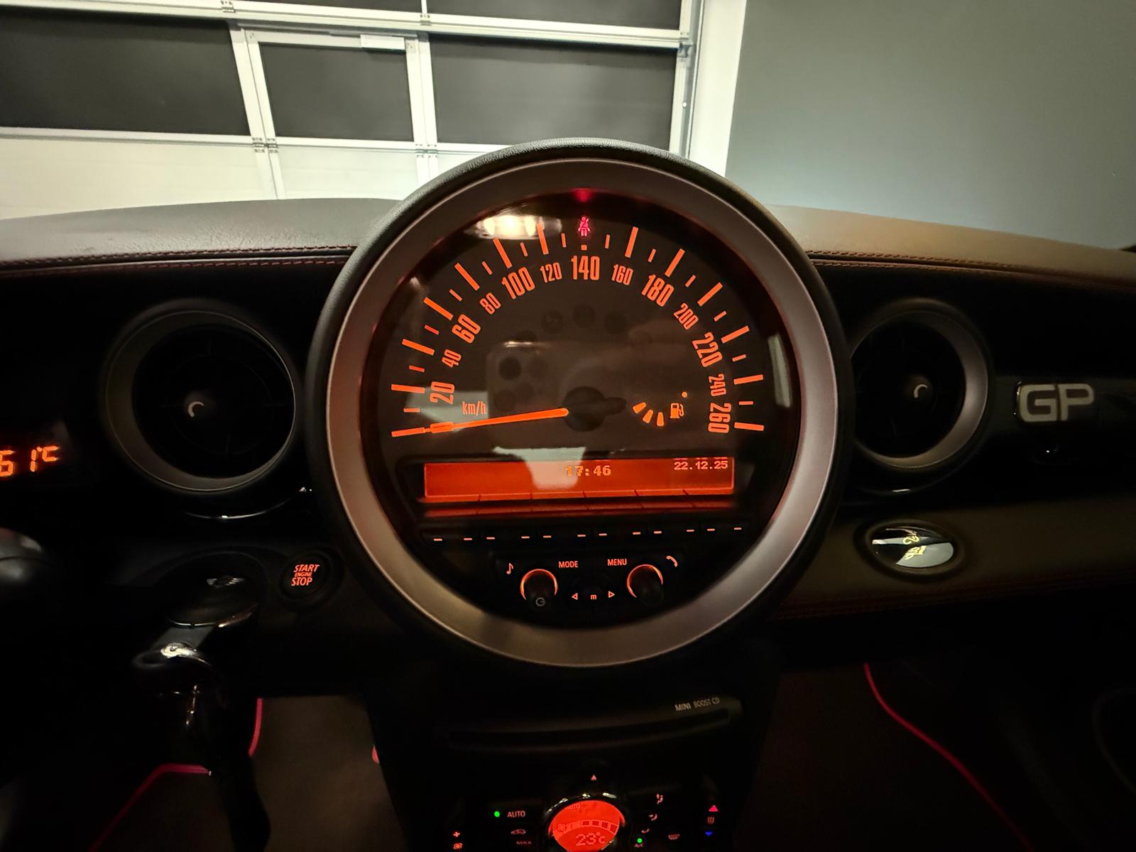 MINI Cooper John Cooper Works GP-image-17