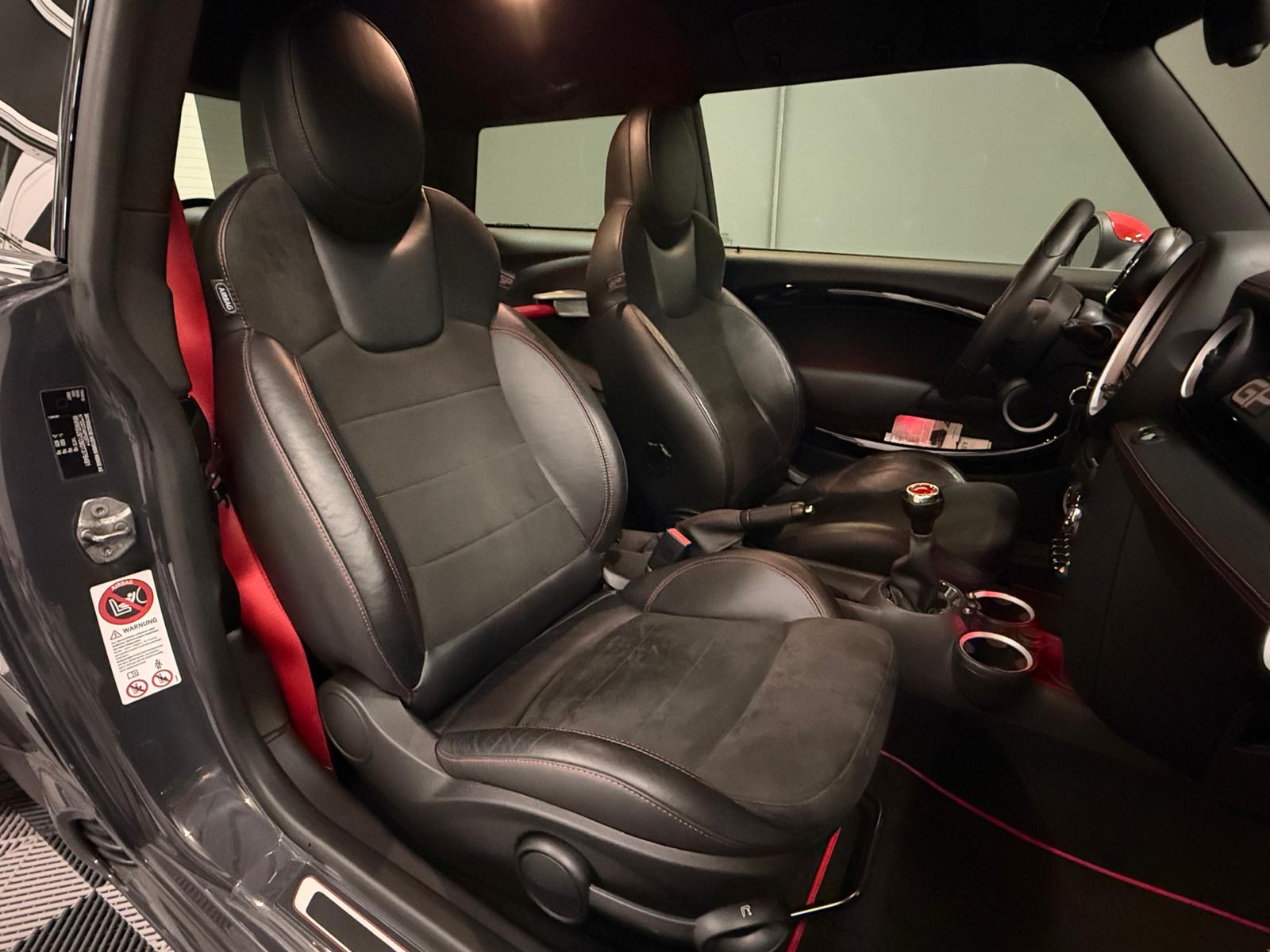MINI Cooper John Cooper Works GP-image-12