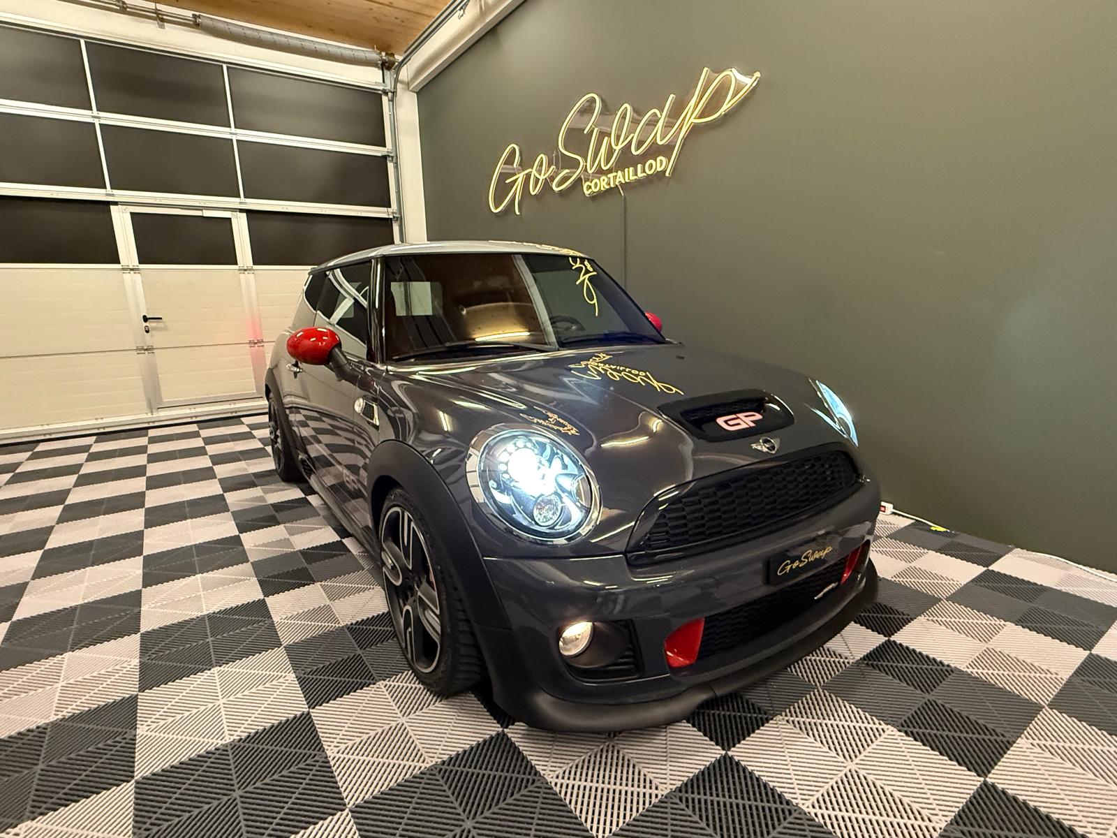 MINI Cooper John Cooper Works GP-image-8