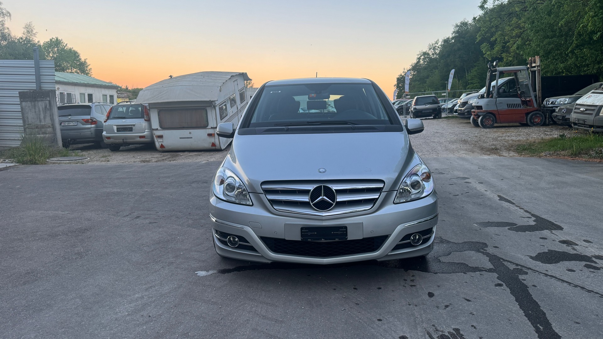 MERCEDES-BENZ B 180-image-7