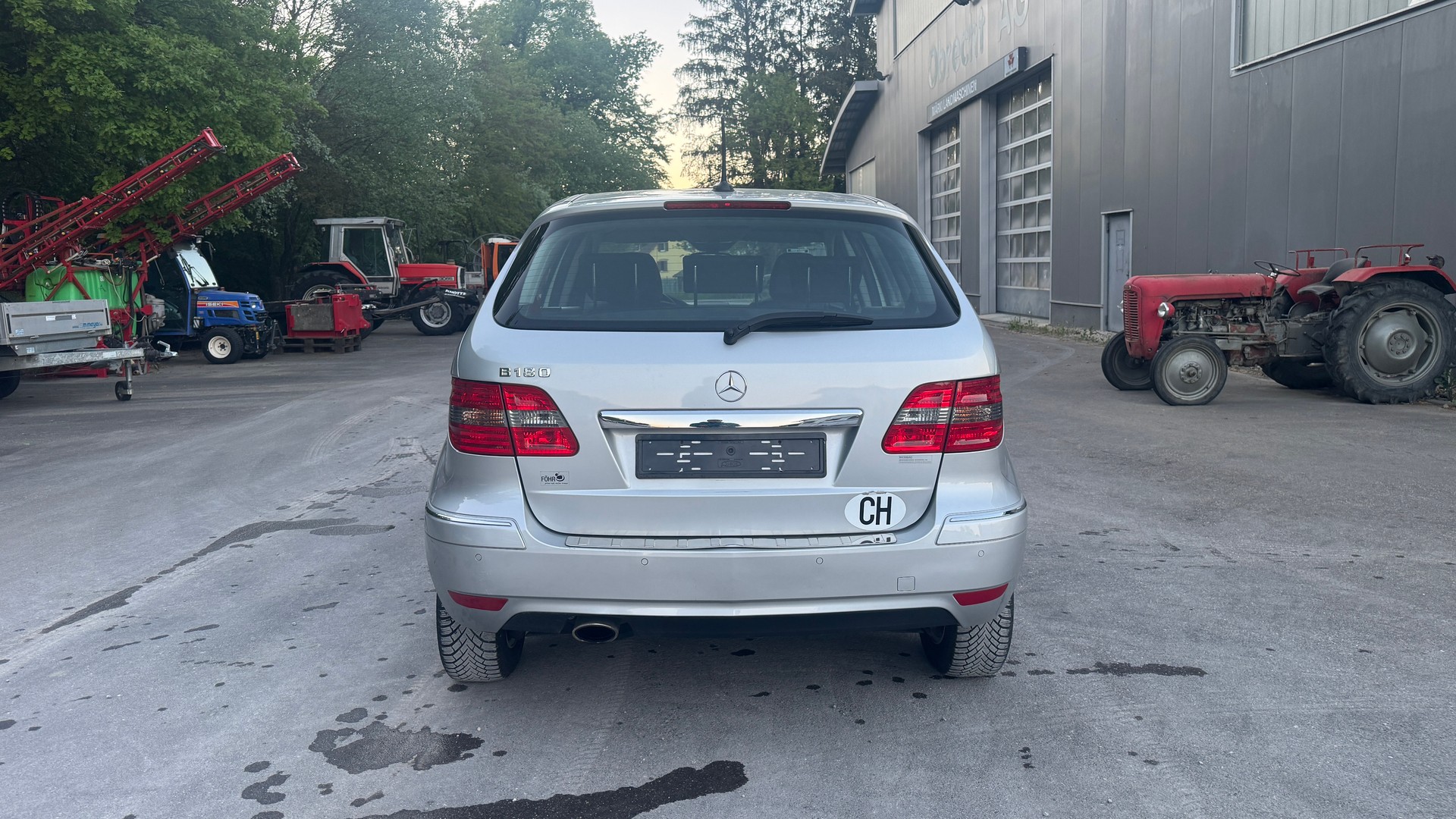MERCEDES-BENZ B 180-image-3