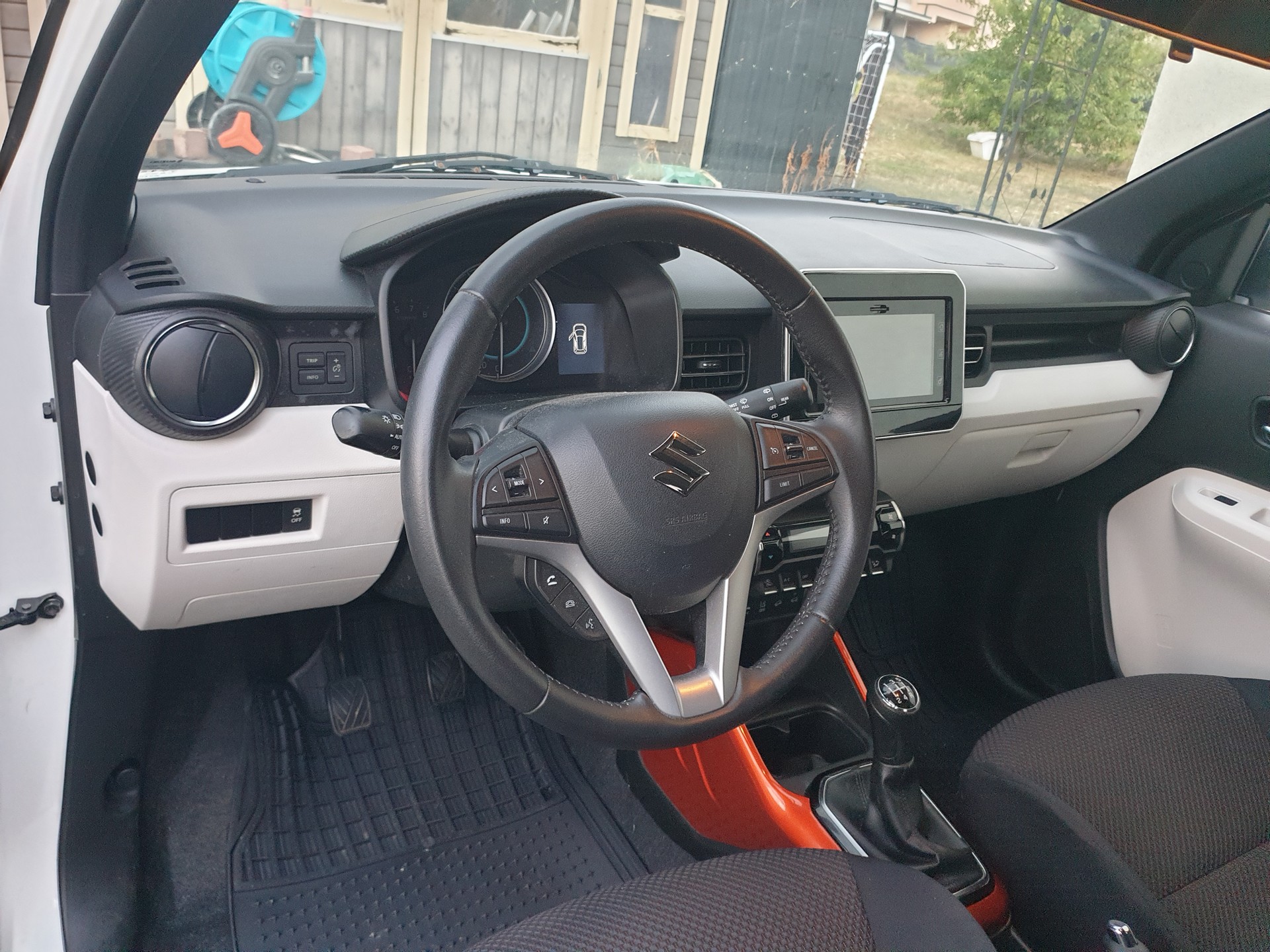 SUZUKI 1.2 Compact Top 4x4-image-5