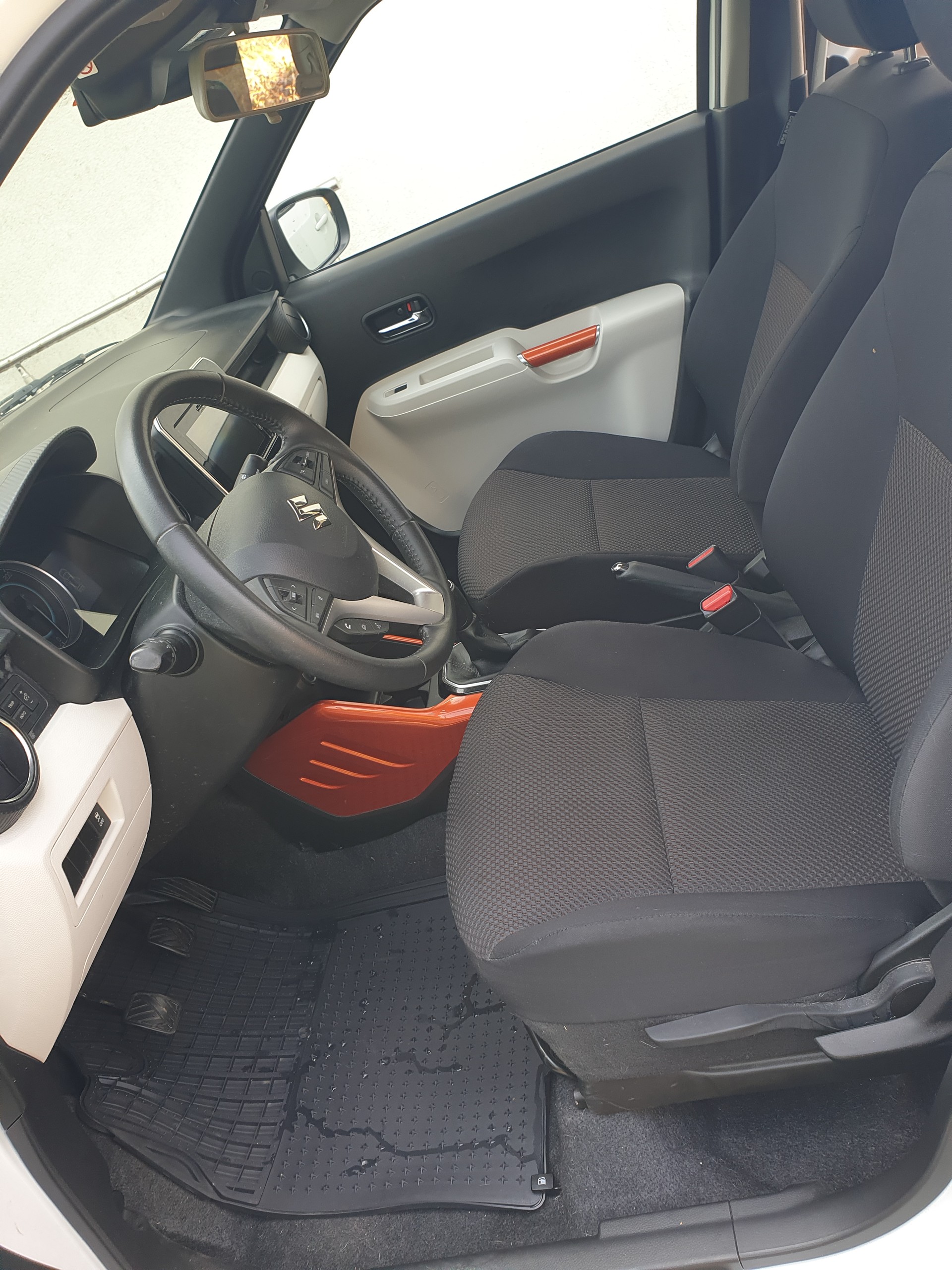 SUZUKI 1.2 Compact Top 4x4-image-4
