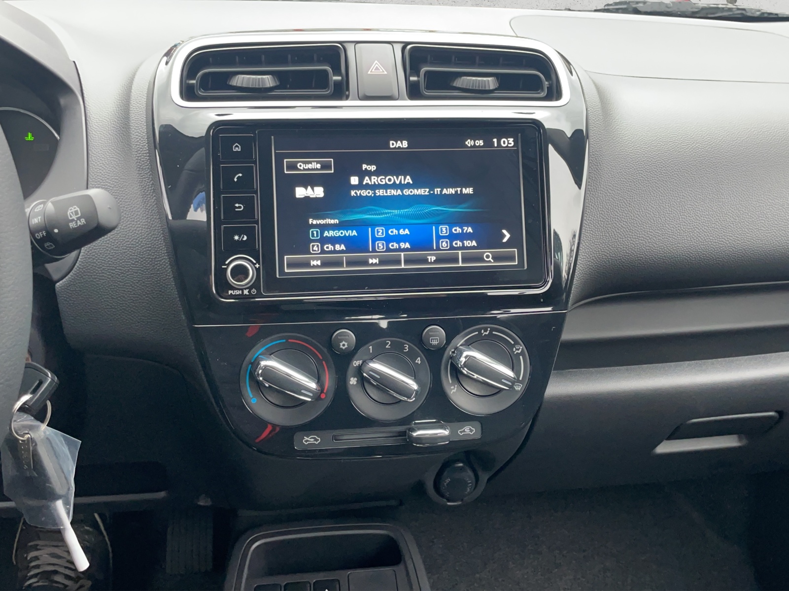 MITSUBISHI Space Star 1.2 MIVEC Invite-image-11