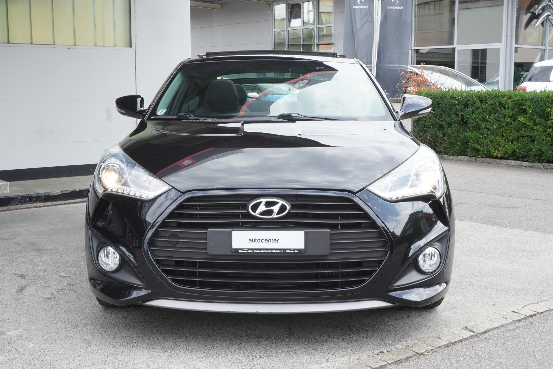 HYUNDAI Veloster 1.6 Turbo GDI-image-2