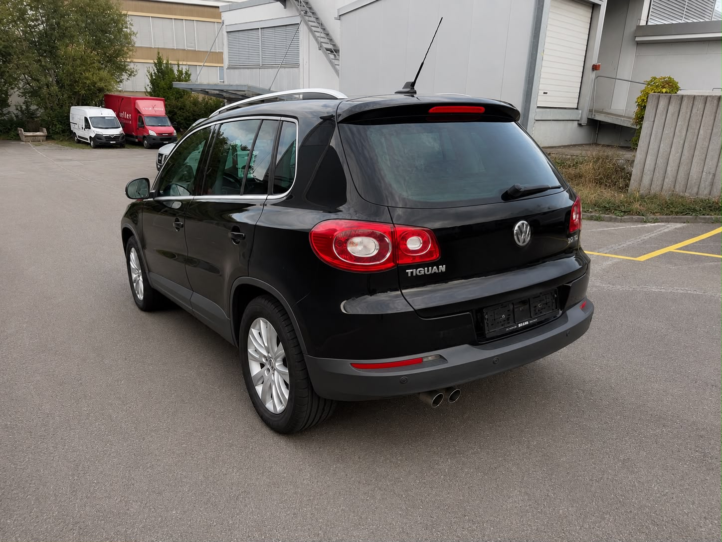 VW Tiguan 2.0 TDI Sport&Style Tiptronic-image-3
