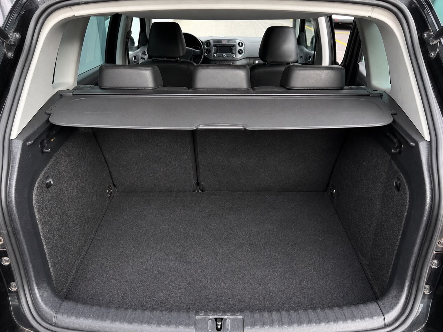 VW Tiguan 2.0 TDI Sport&Style Tiptronic-image-7
