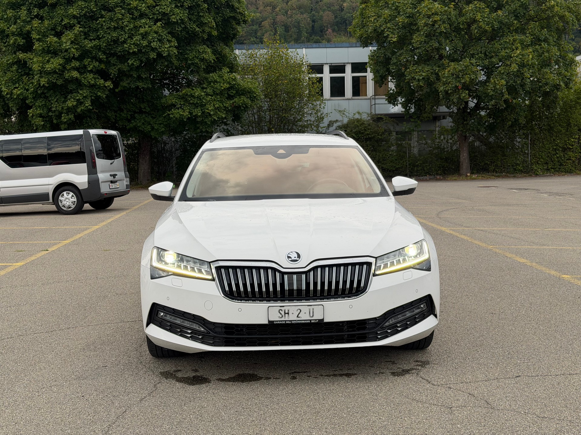 SKODA Superb Combi 2.0 TDi Style 4x4 DSG-image-1
