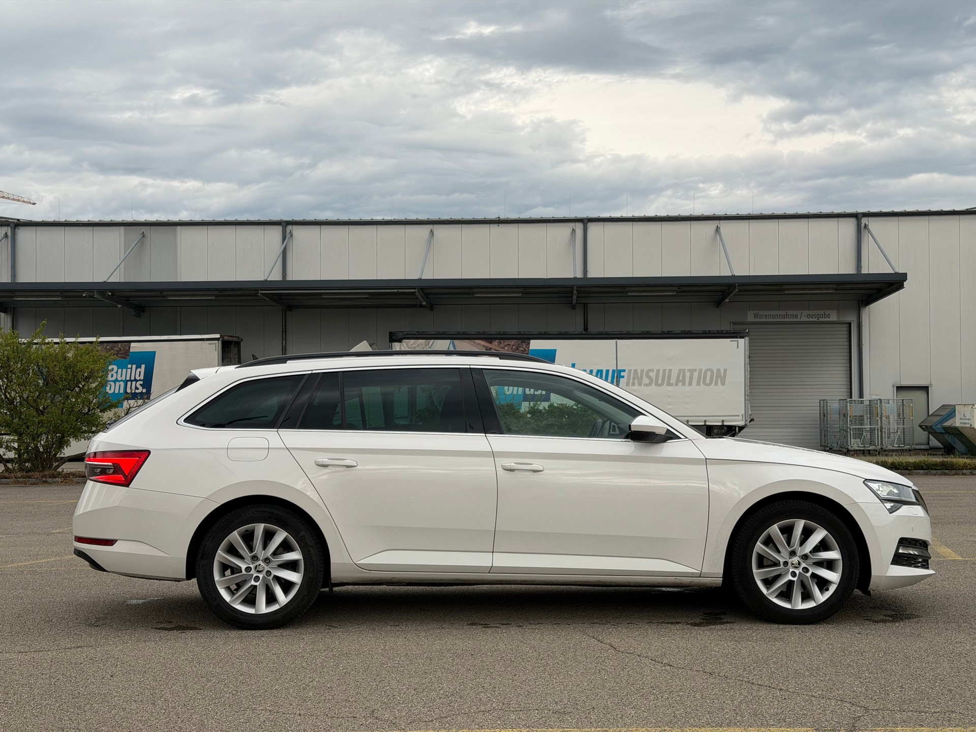 SKODA Superb Combi 2.0 TDi Style 4x4 DSG-image-3
