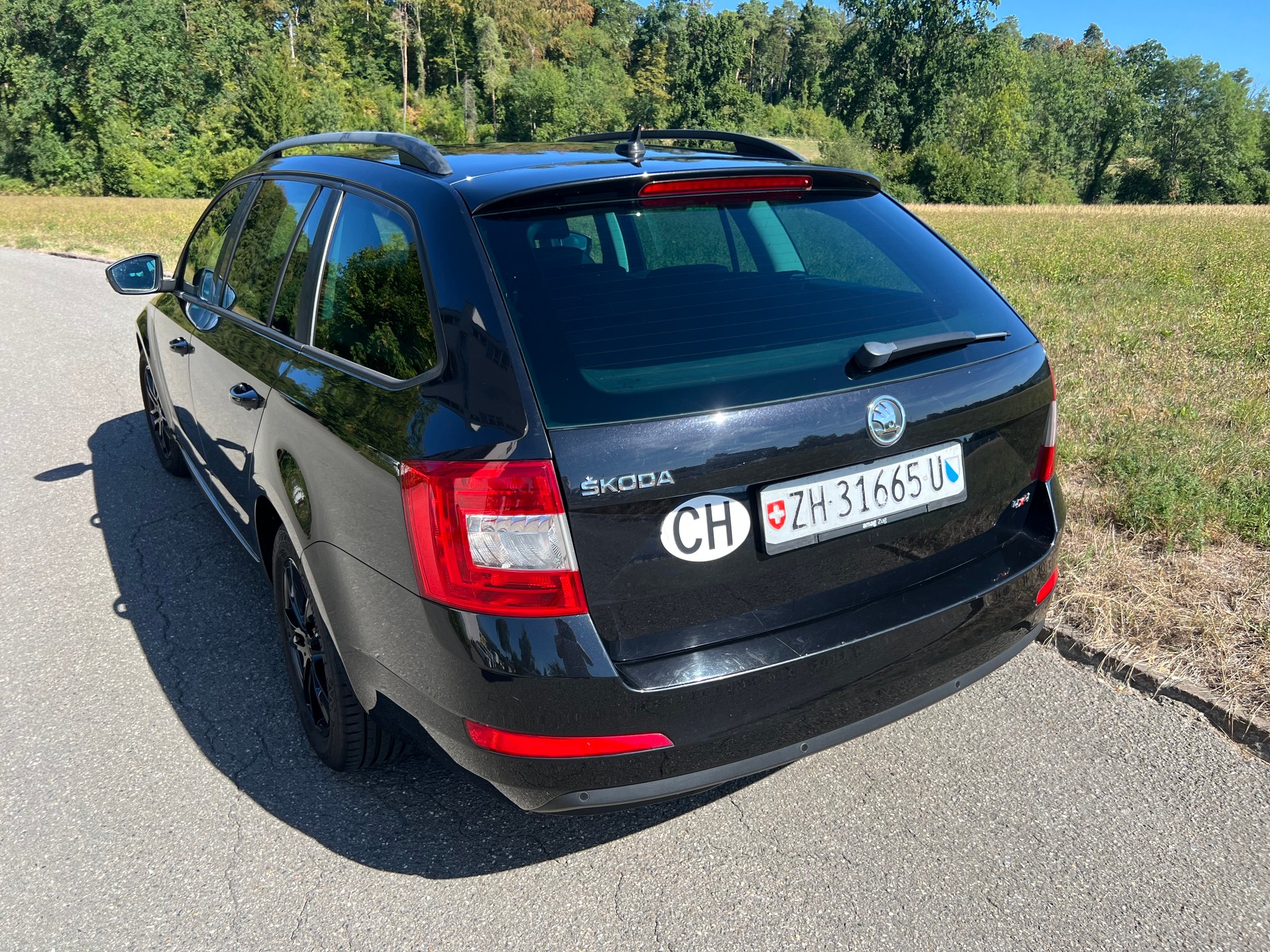 SKODA Octavia Combi 1.8 TSI Elegance 4x4 DSG-image-3