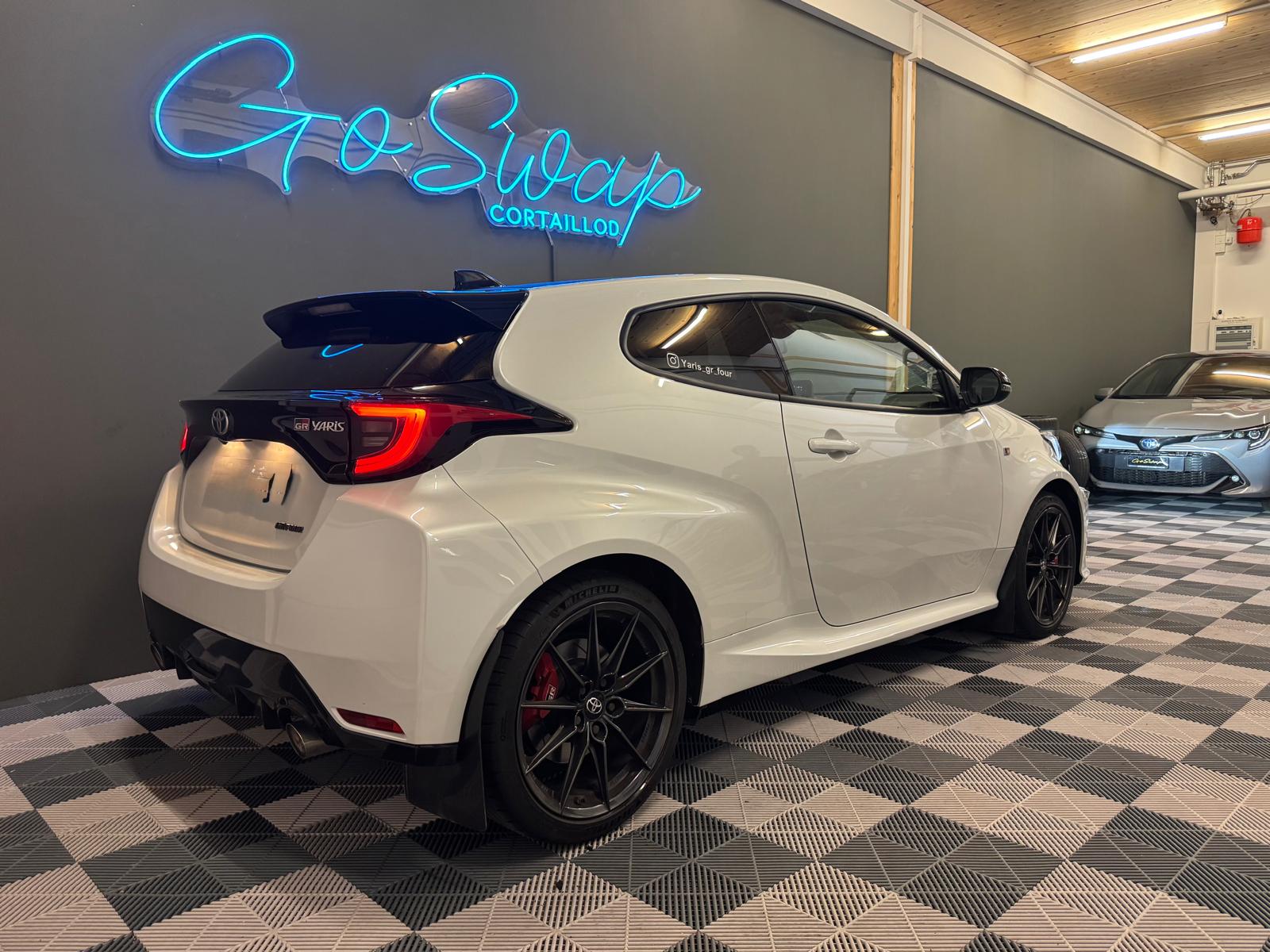 TOYOTA Yaris 1.6 GR Sport-image-5