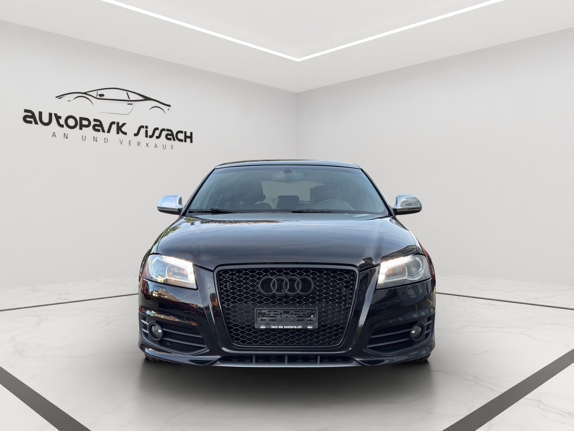 AUDI S3 Sportback 2.0 TFSI quattro S-tronic-image-1