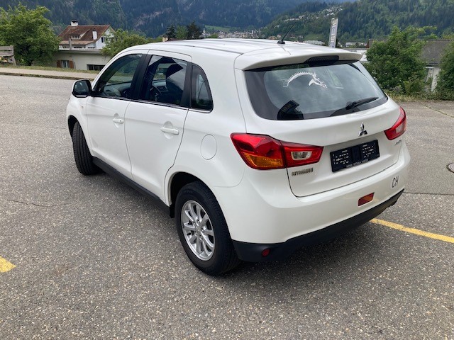 MITSUBISHI ASX 2.2 DID Invite 4WD Automatic-image-3