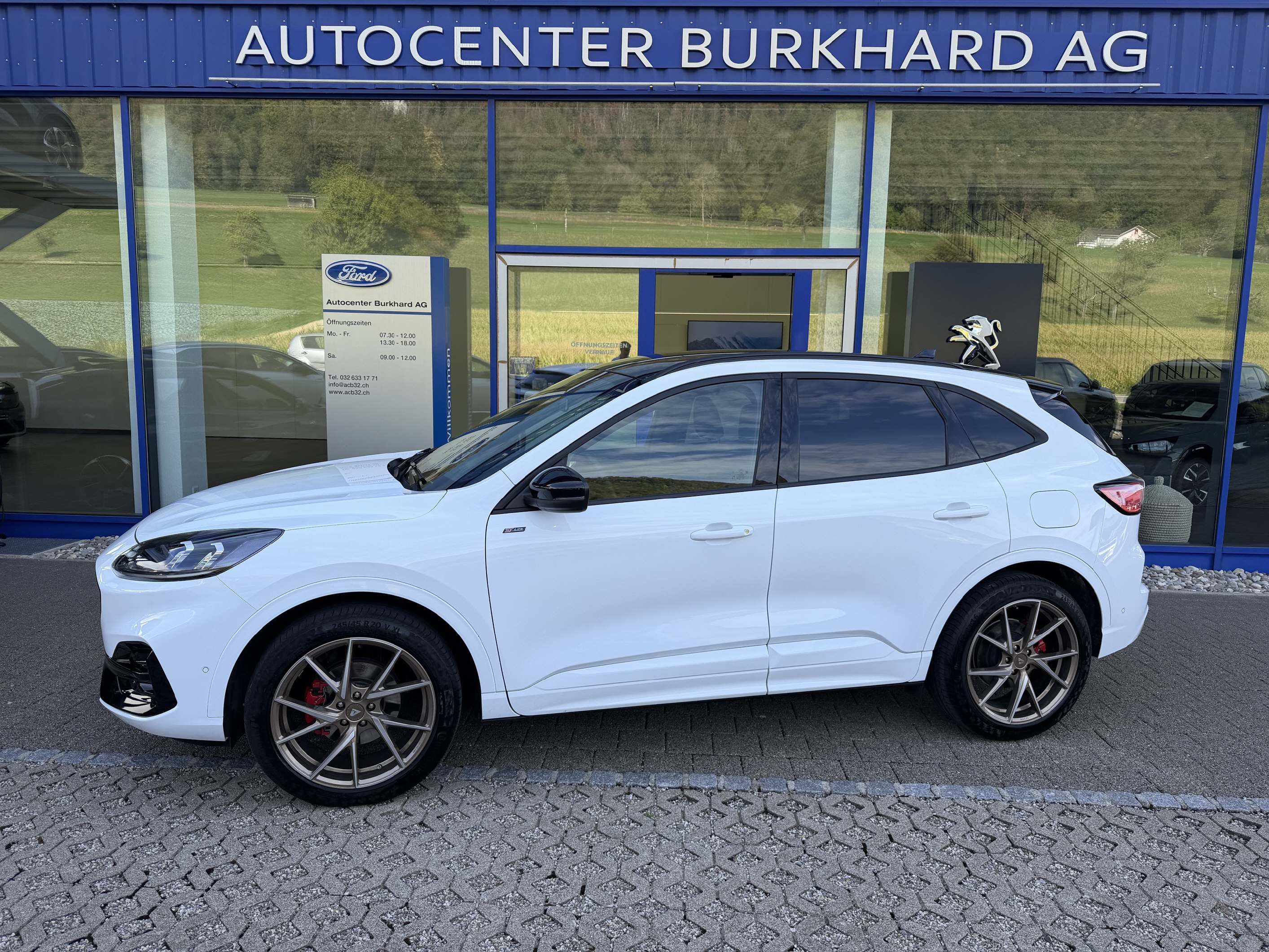 Car photo