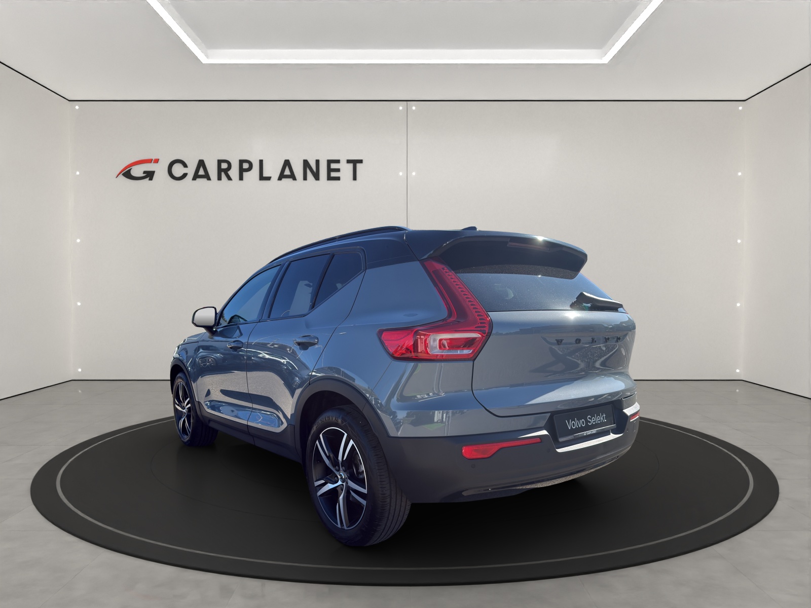 VOLVO XC40 T3 R-Design Geartronic-image-3