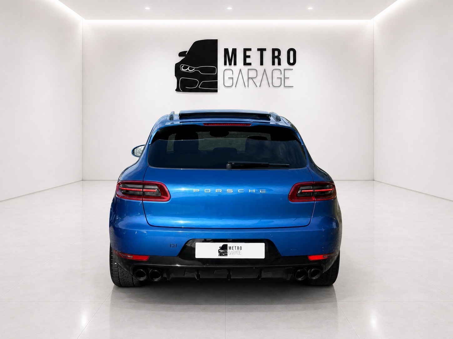 PORSCHE Macan S Diesel PDK-showroom-element-3
