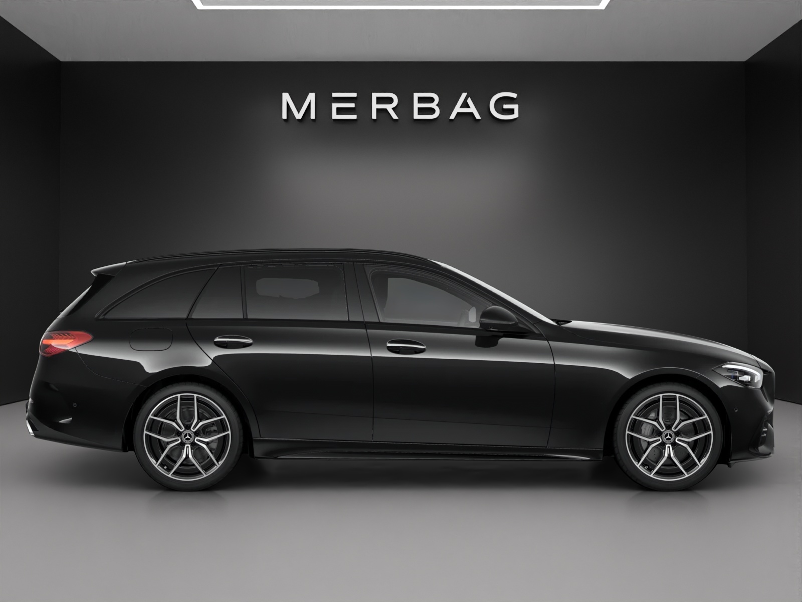 MERCEDES-BENZ C 220 d T 4 Matic-image-1