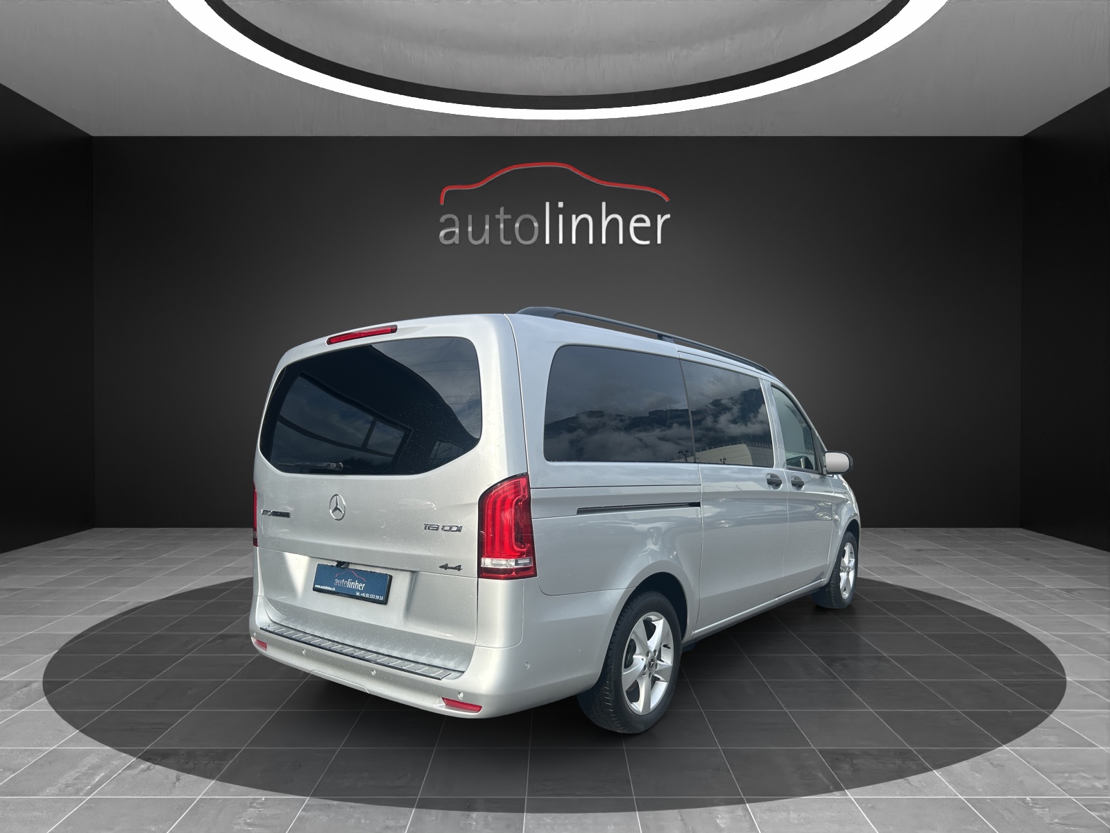 MERCEDES-BENZ Vito 119 CDI Select Tourer 4Matic 9G-Tronic-image-4