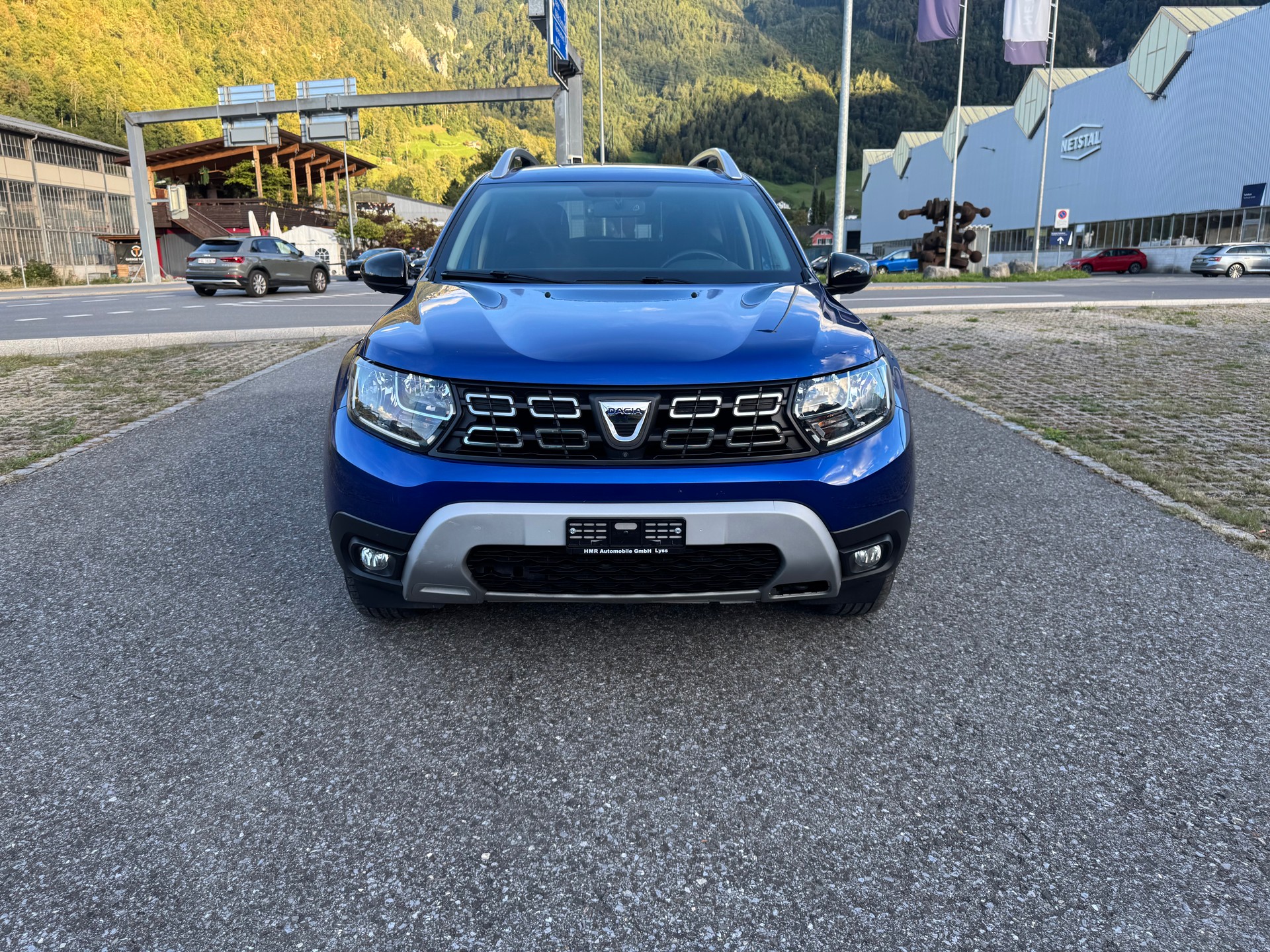 DACIA Duster dCi 115 Celebration 4x4-image-4