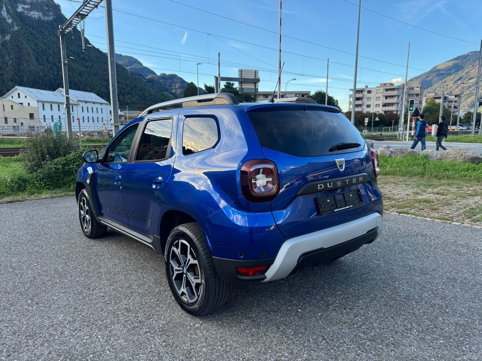 DACIA Duster dCi 115 Celebration 4x4-image-1