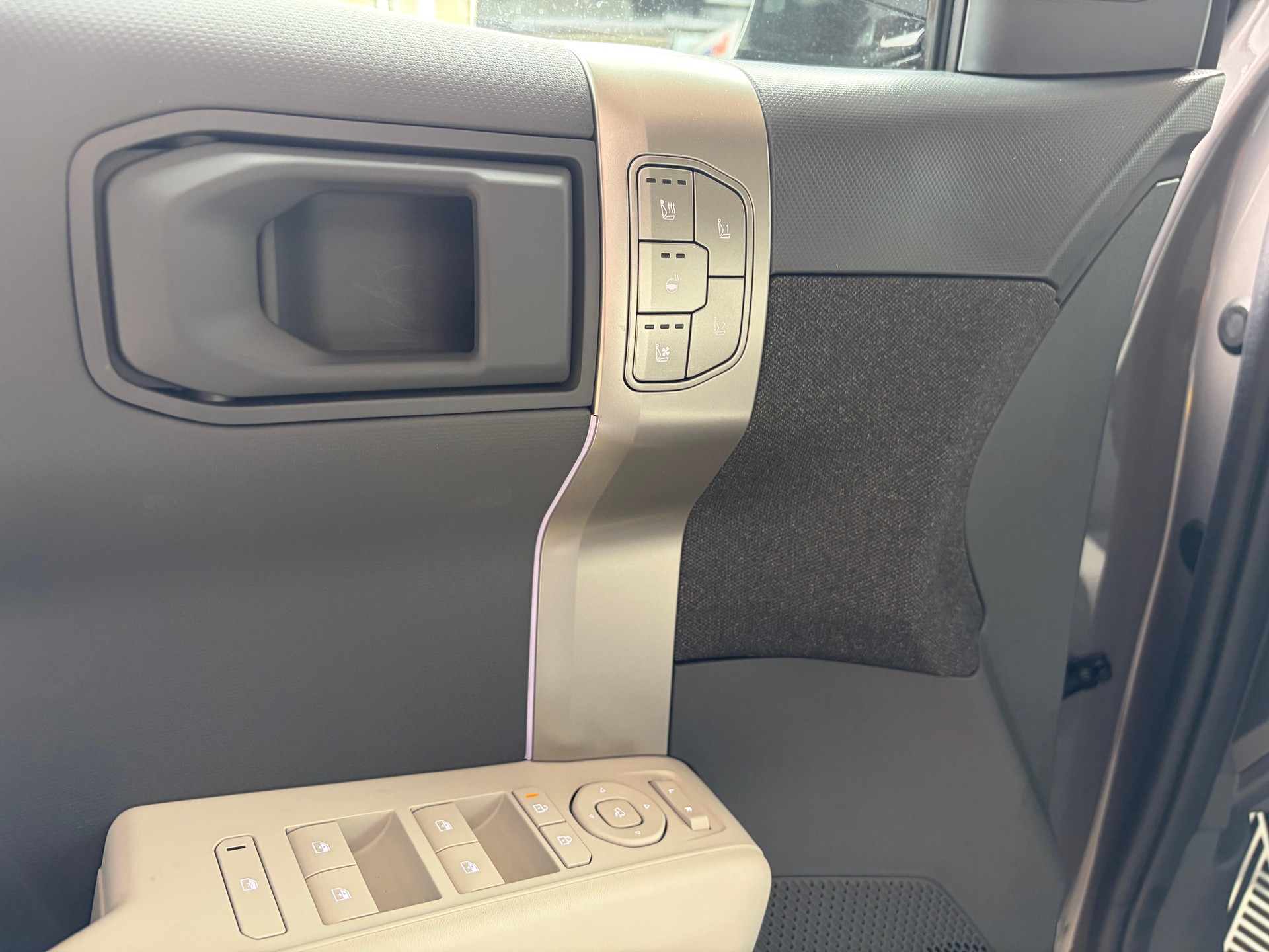 KIA EV3 81 kWh GT-Line-image-6